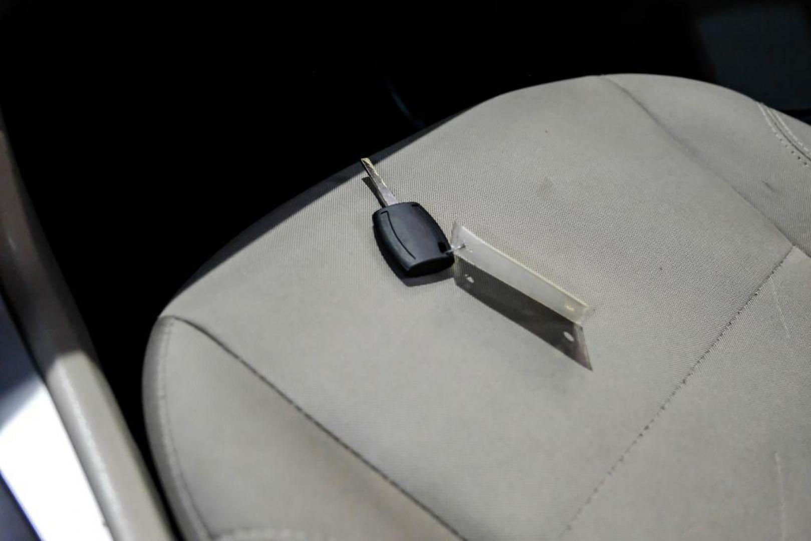 2019 Ingot Silver /Medium Light Stone Ford Fiesta SE (3FADP4EJ1KM) with an 1.6L I4 Ti-VCT engine, Automatic transmission, located at 15300 Midway Rd., Addison, TX, 75001, (972) 702-0011, 32.958321, -96.838074 - Photo#51