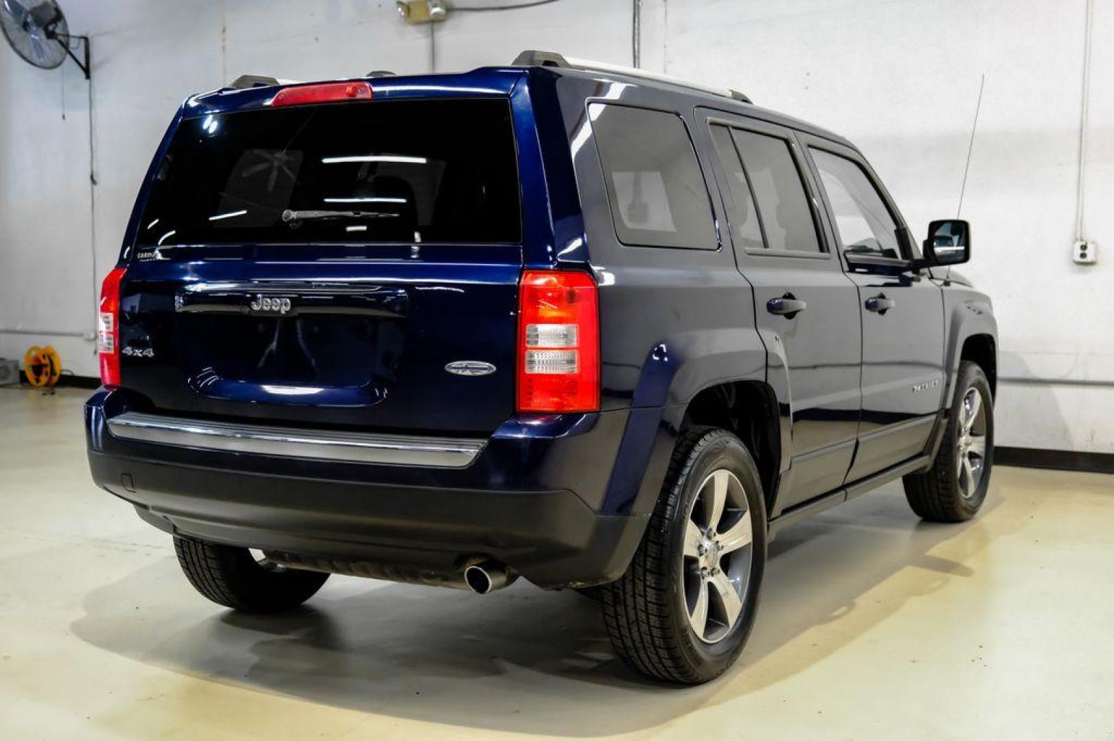 2016 True Blue Pearlcoat /Gray Jeep Patriot High Altitude (1C4NJRFB5GD) with an 2.4L I4 DOHC 16V Dual VVT engine, Automatic transmission, located at 15300 Midway Rd., Addison, TX, 75001, (972) 702-0011, 32.958321, -96.838074 - Photo#7