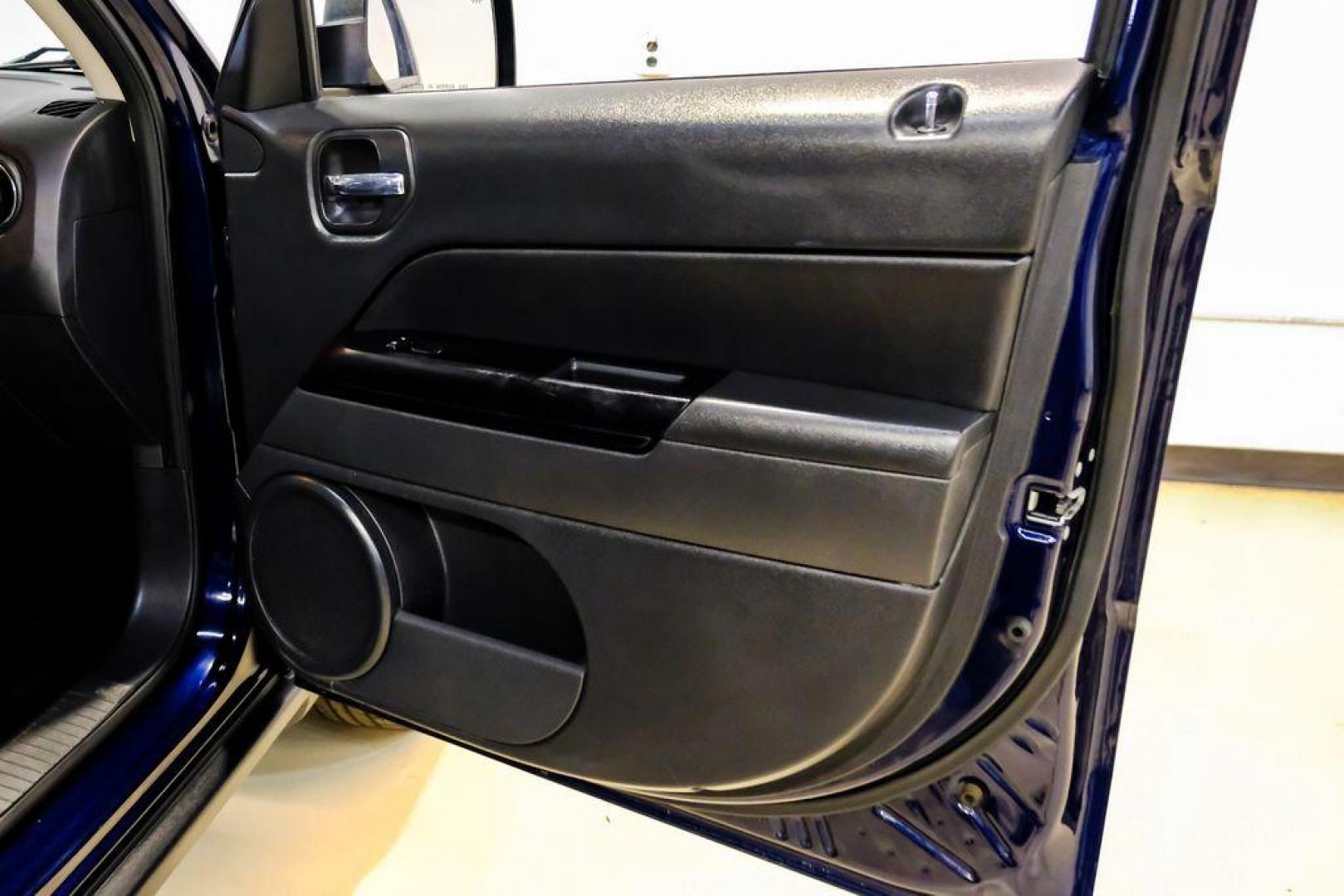 2016 True Blue Pearlcoat /Gray Jeep Patriot High Altitude (1C4NJRFB5GD) with an 2.4L I4 DOHC 16V Dual VVT engine, Automatic transmission, located at 15300 Midway Rd., Addison, TX, 75001, (972) 702-0011, 32.958321, -96.838074 - Photo#38