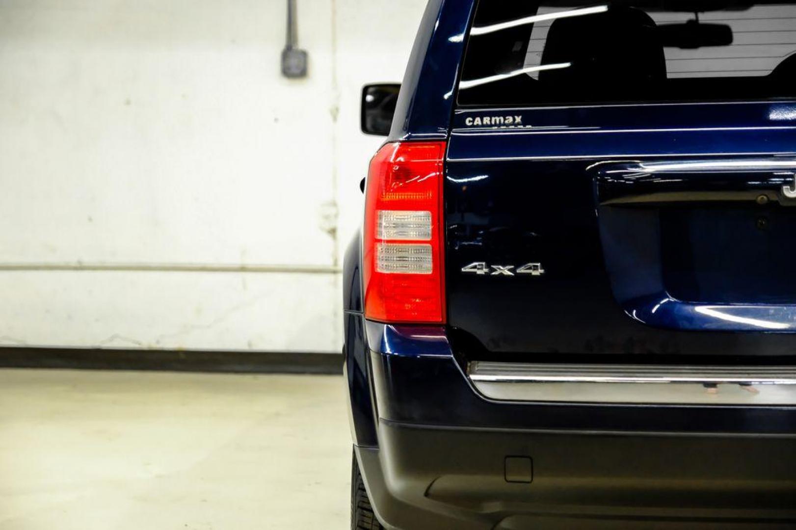 2016 True Blue Pearlcoat /Gray Jeep Patriot High Altitude (1C4NJRFB5GD) with an 2.4L I4 DOHC 16V Dual VVT engine, Automatic transmission, located at 15300 Midway Rd., Addison, TX, 75001, (972) 702-0011, 32.958321, -96.838074 - Photo#42