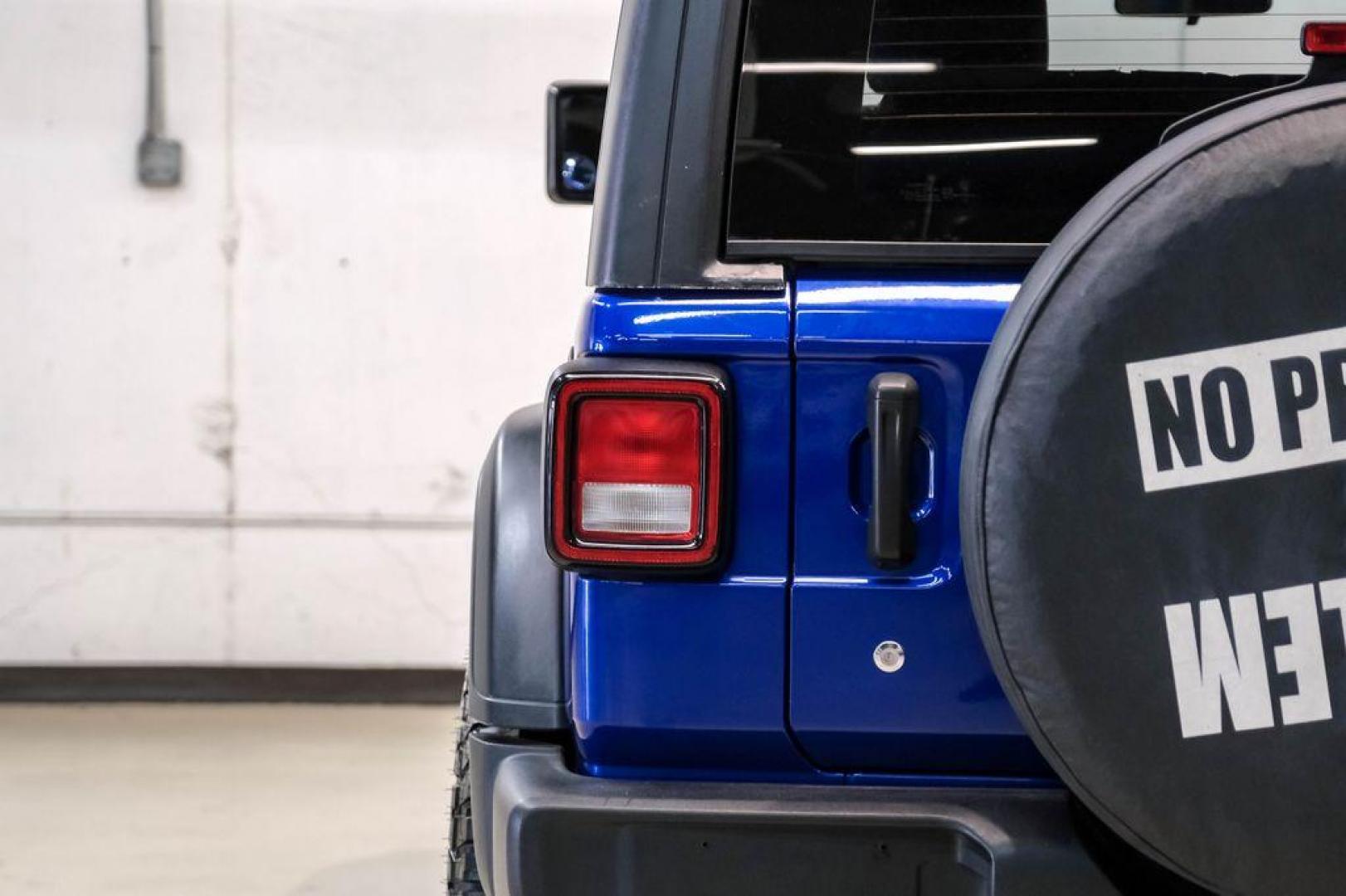 2018 Ocean Blue Metallic Clearcoat /Black Jeep Wrangler Sport (1C4GJXAG8JW) with an 3.6L V6 24V VVT engine, Automatic transmission, located at 15300 Midway Rd., Addison, TX, 75001, (972) 702-0011, 32.958321, -96.838074 - Photo#37