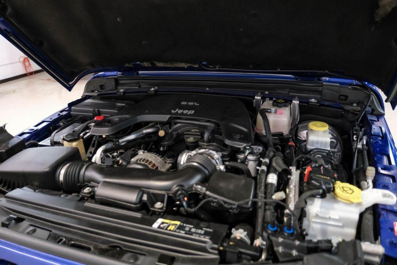 2018 Ocean Blue Metallic Clearcoat /Black Jeep Wrangler Sport (1C4GJXAG8JW) with an 3.6L V6 24V VVT engine, Automatic transmission, located at 15300 Midway Rd., Addison, TX, 75001, (972) 702-0011, 32.958321, -96.838074 - Photo#38