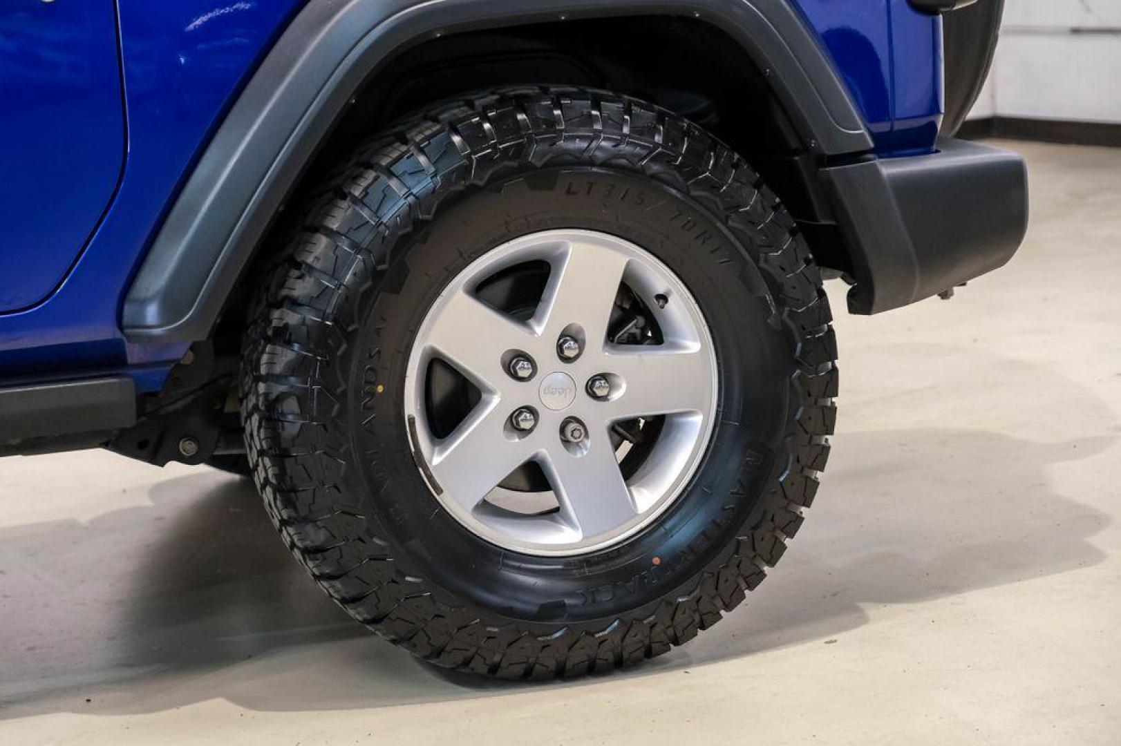 2018 Ocean Blue Metallic Clearcoat /Black Jeep Wrangler Sport (1C4GJXAG8JW) with an 3.6L V6 24V VVT engine, Automatic transmission, located at 15300 Midway Rd., Addison, TX, 75001, (972) 702-0011, 32.958321, -96.838074 - Photo#46