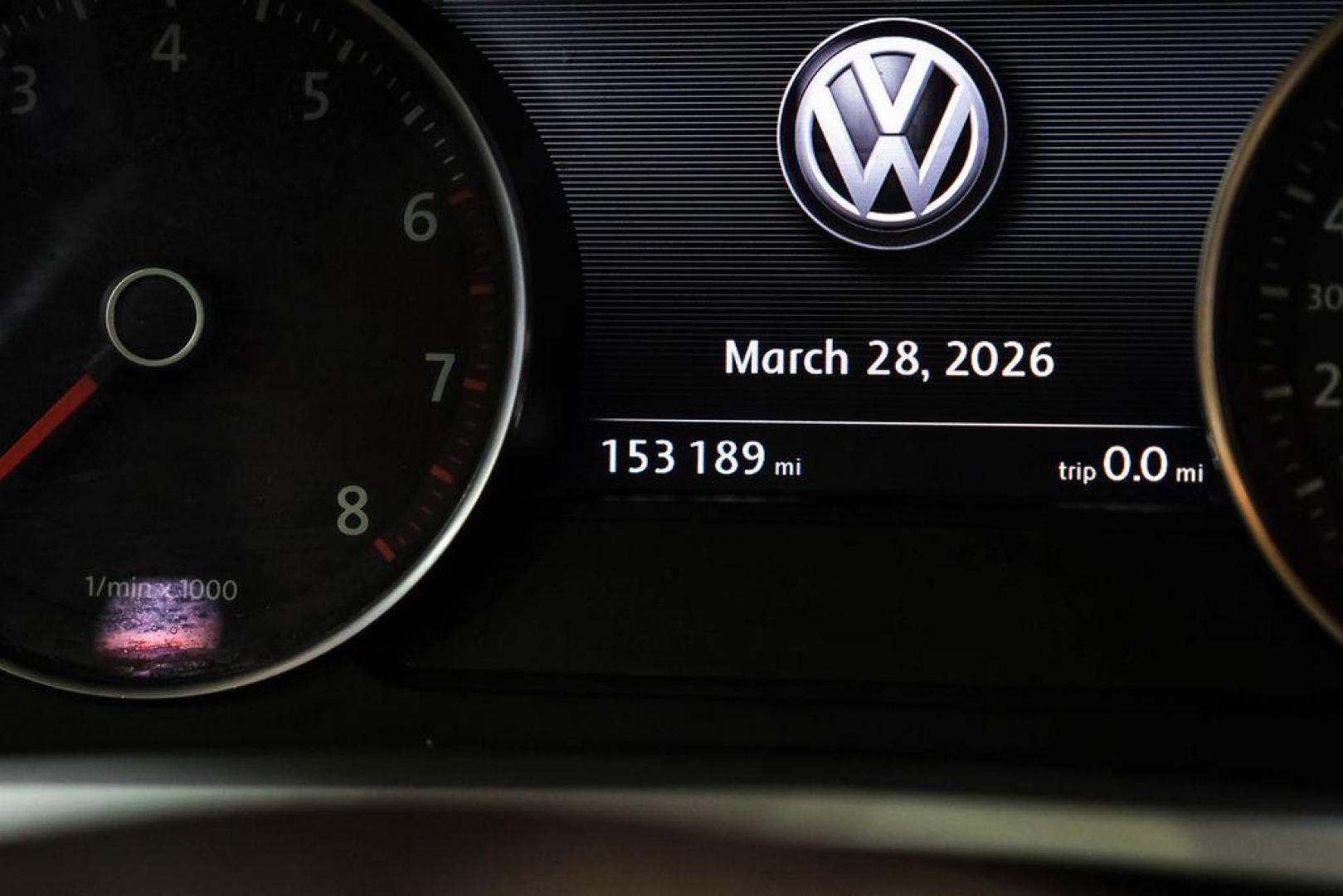 2014 Pure White /Cornsilk Beige Volkswagen Touareg 3.6L (WVGEF9BP5ED) with an 3.6L V6 DOHC engine, Automatic transmission, located at 15300 Midway Rd., Addison, TX, 75001, (972) 702-0011, 32.958321, -96.838074 - Photo#19