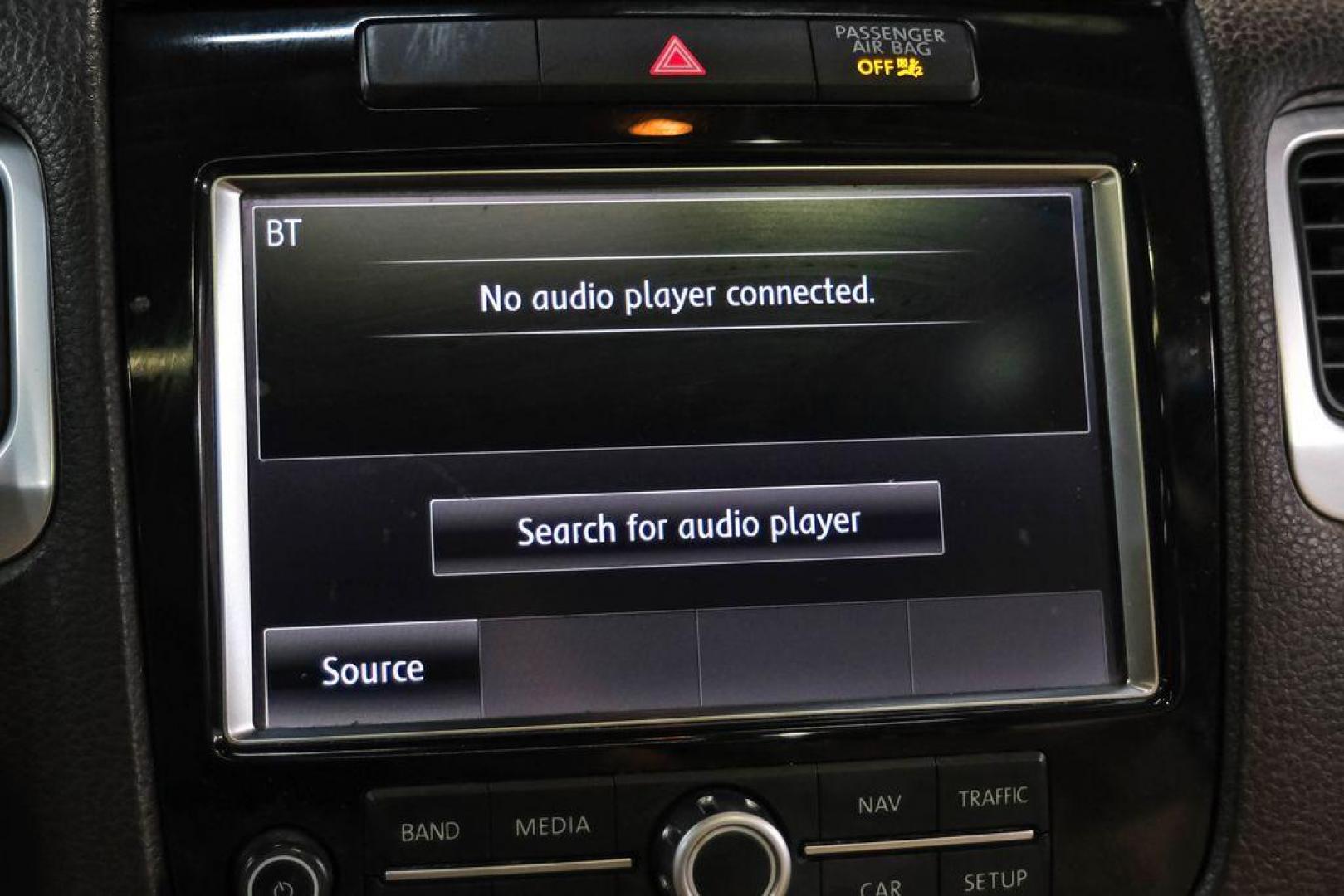 2014 Pure White /Cornsilk Beige Volkswagen Touareg 3.6L (WVGEF9BP5ED) with an 3.6L V6 DOHC engine, Automatic transmission, located at 15300 Midway Rd., Addison, TX, 75001, (972) 702-0011, 32.958321, -96.838074 - Photo#28