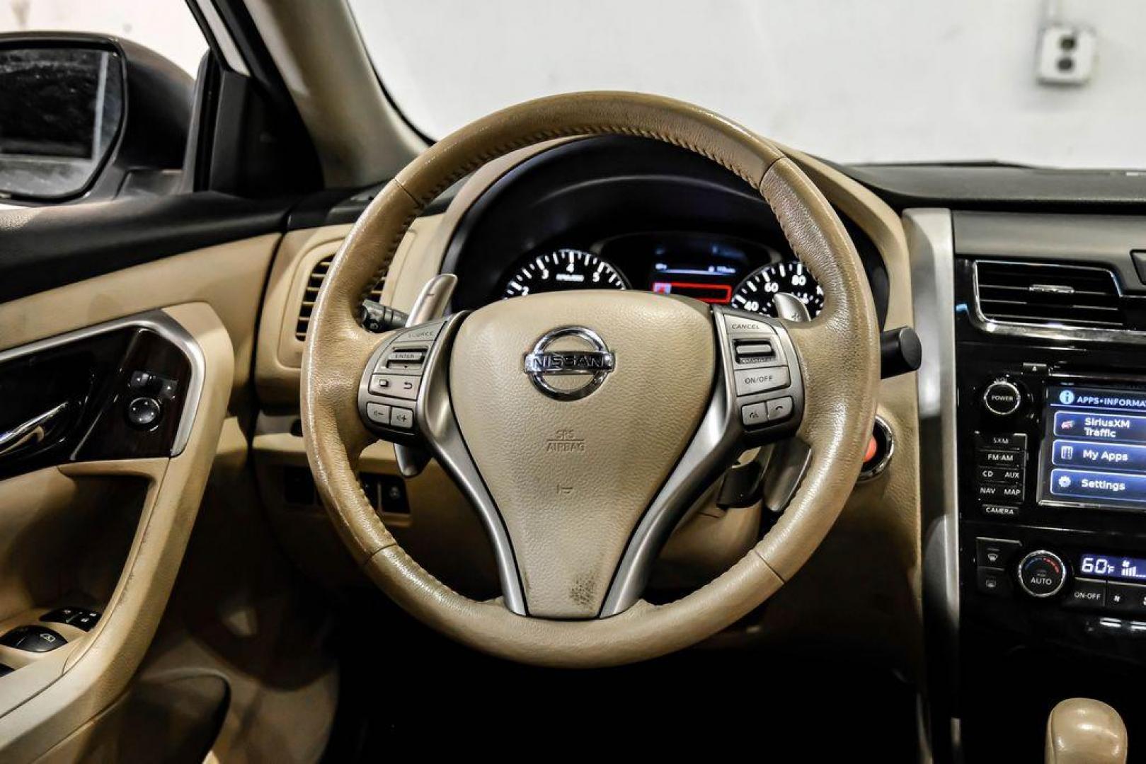 2015 Pearl White /Beige Nissan Altima 3.5 SL (1N4BL3AP6FC) with an 3.5L V6 DOHC 24V engine, CVT transmission, located at 15300 Midway Rd., Addison, TX, 75001, (972) 702-0011, 32.958321, -96.838074 - Photo#17