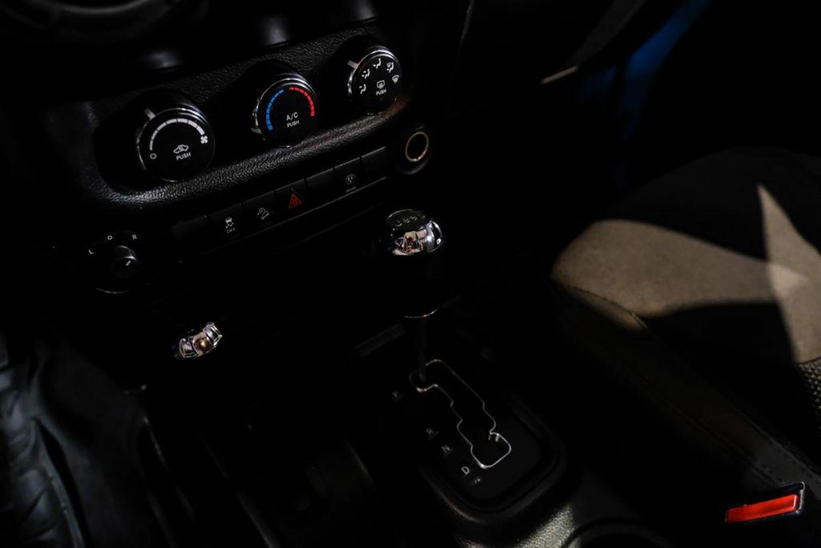 2017 Chief Clearcoat /Black Jeep Wrangler Unlimited Sport (1C4BJWDG6HL) with an 3.6L V6 24V VVT engine, Automatic transmission, located at 15300 Midway Rd., Addison, TX, 75001, (972) 702-0011, 32.958321, -96.838074 - Photo#21