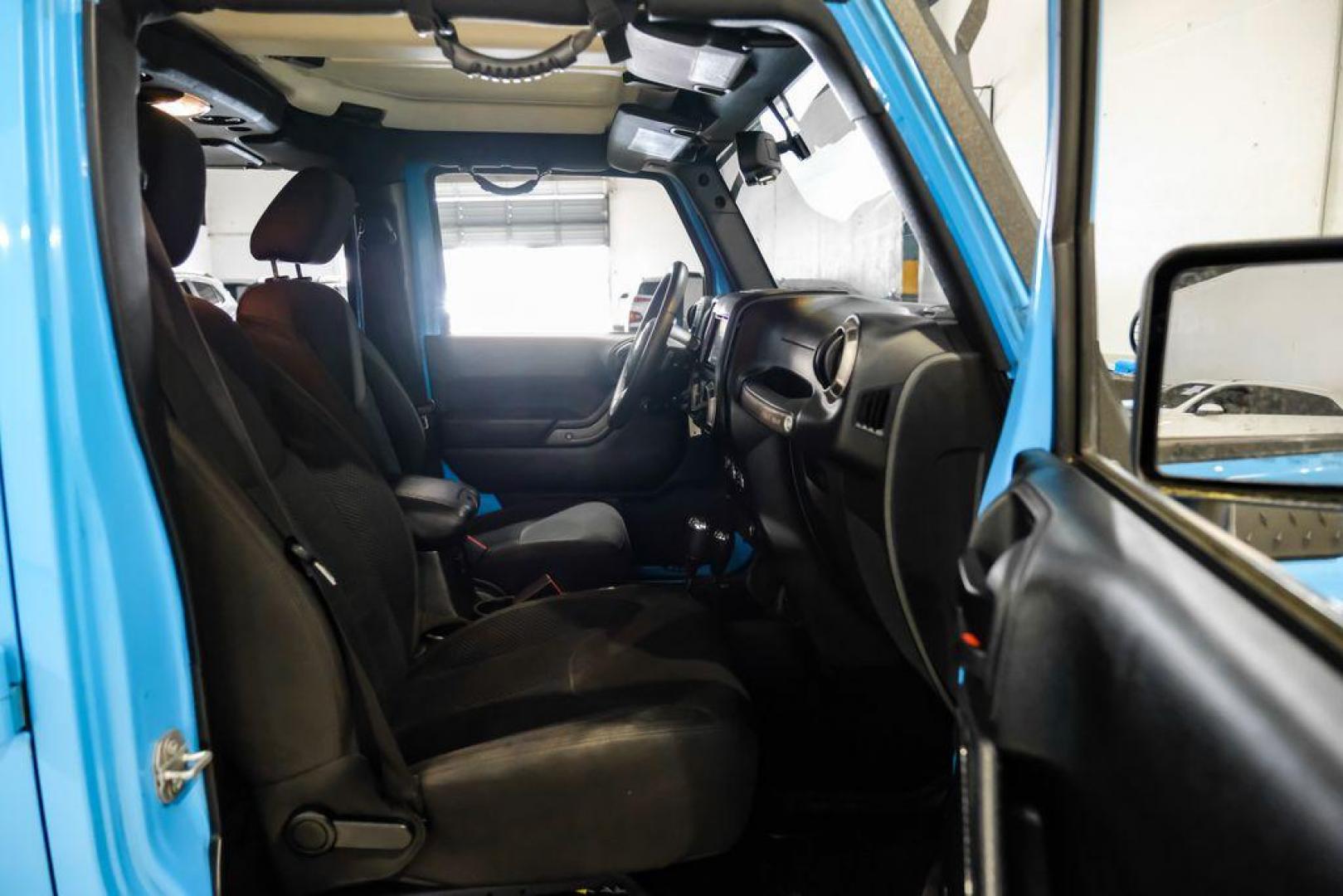 2017 Chief Clearcoat /Black Jeep Wrangler Unlimited Sport (1C4BJWDG6HL) with an 3.6L V6 24V VVT engine, Automatic transmission, located at 15300 Midway Rd., Addison, TX, 75001, (972) 702-0011, 32.958321, -96.838074 - Photo#28