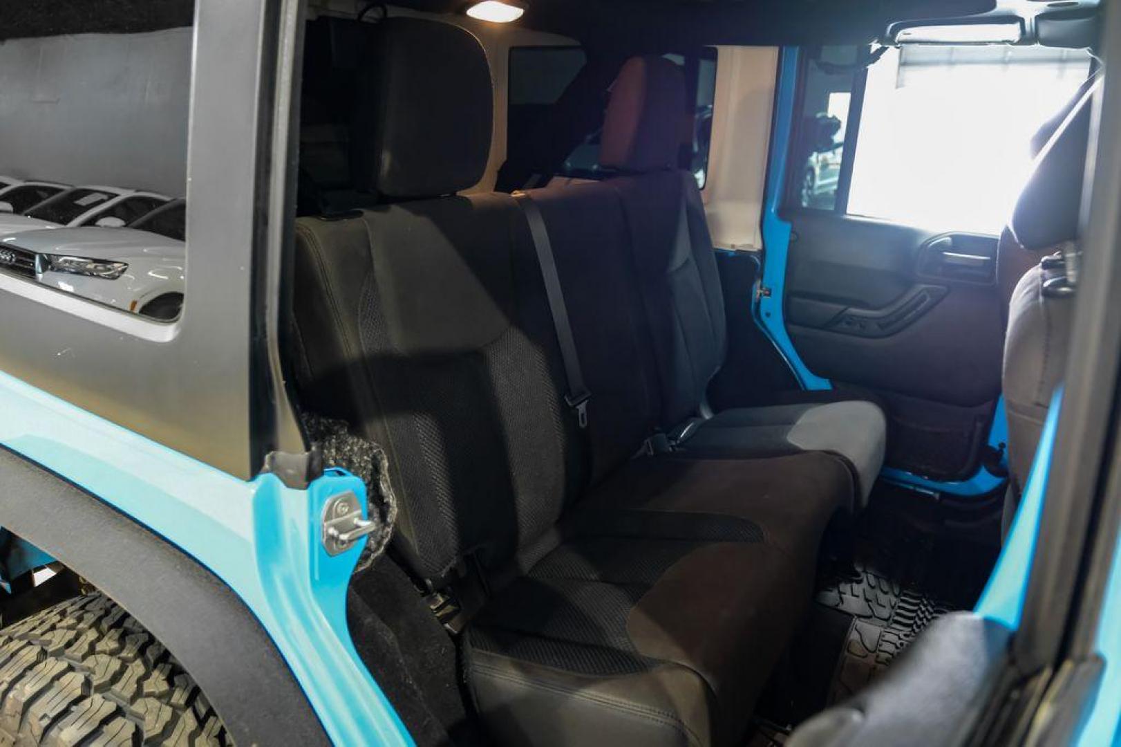 2017 Chief Clearcoat /Black Jeep Wrangler Unlimited Sport (1C4BJWDG6HL) with an 3.6L V6 24V VVT engine, Automatic transmission, located at 15300 Midway Rd., Addison, TX, 75001, (972) 702-0011, 32.958321, -96.838074 - Photo#30