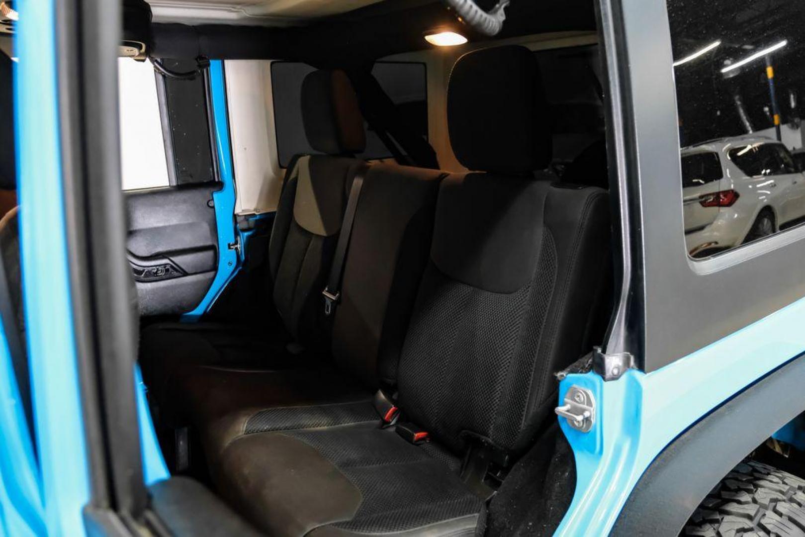 2017 Chief Clearcoat /Black Jeep Wrangler Unlimited Sport (1C4BJWDG6HL) with an 3.6L V6 24V VVT engine, Automatic transmission, located at 15300 Midway Rd., Addison, TX, 75001, (972) 702-0011, 32.958321, -96.838074 - Photo#33