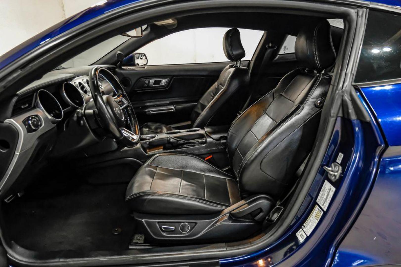 2019 Kona Blue Metallic /Ebony Ford Mustang EcoBoost Premium (1FA6P8TH6K5) with an EcoBoost 2.3L I4 GTDi DOHC Turbocharged VCT engine, Automatic transmission, located at 15300 Midway Rd., Addison, TX, 75001, (972) 702-0011, 32.958321, -96.838074 - Photo#3