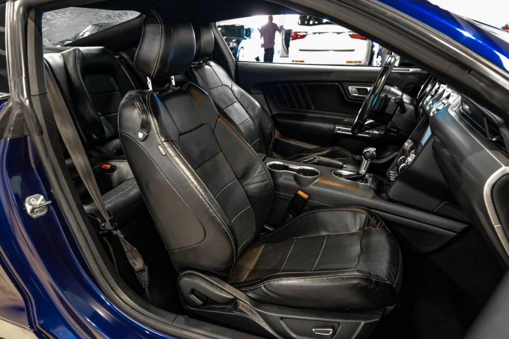 2019 Kona Blue Metallic /Ebony Ford Mustang EcoBoost Premium (1FA6P8TH6K5) with an EcoBoost 2.3L I4 GTDi DOHC Turbocharged VCT engine, Automatic transmission, located at 15300 Midway Rd., Addison, TX, 75001, (972) 702-0011, 32.958321, -96.838074 - Photo#29