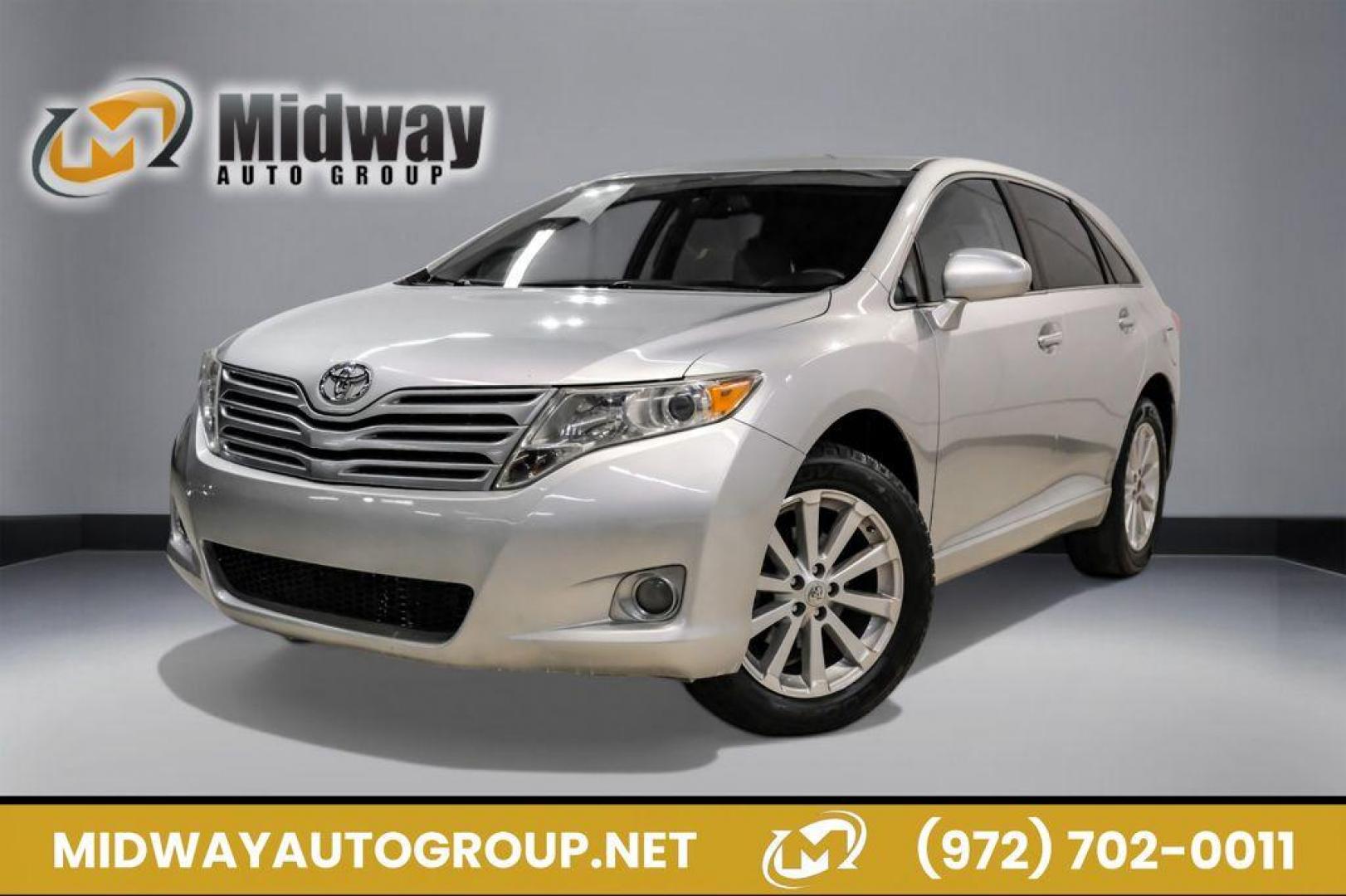 2009 Classic Silver Metallic /Ivory Toyota Venza Base (4T3ZE11A19U) with an 2.7L I4 SMPI DOHC engine, Automatic transmission, located at 15300 Midway Rd., Addison, TX, 75001, (972) 702-0011, 32.958321, -96.838074 - Photo#0