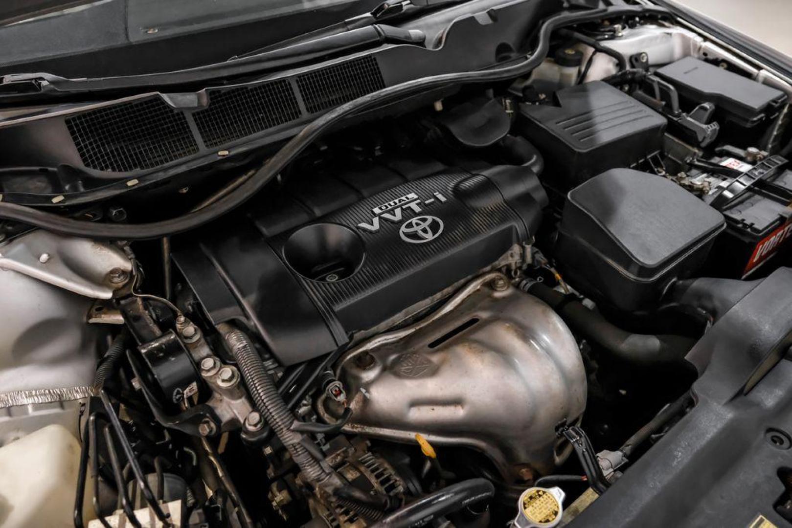 2009 Classic Silver Metallic /Ivory Toyota Venza Base (4T3ZE11A19U) with an 2.7L I4 SMPI DOHC engine, Automatic transmission, located at 15300 Midway Rd., Addison, TX, 75001, (972) 702-0011, 32.958321, -96.838074 - Photo#47