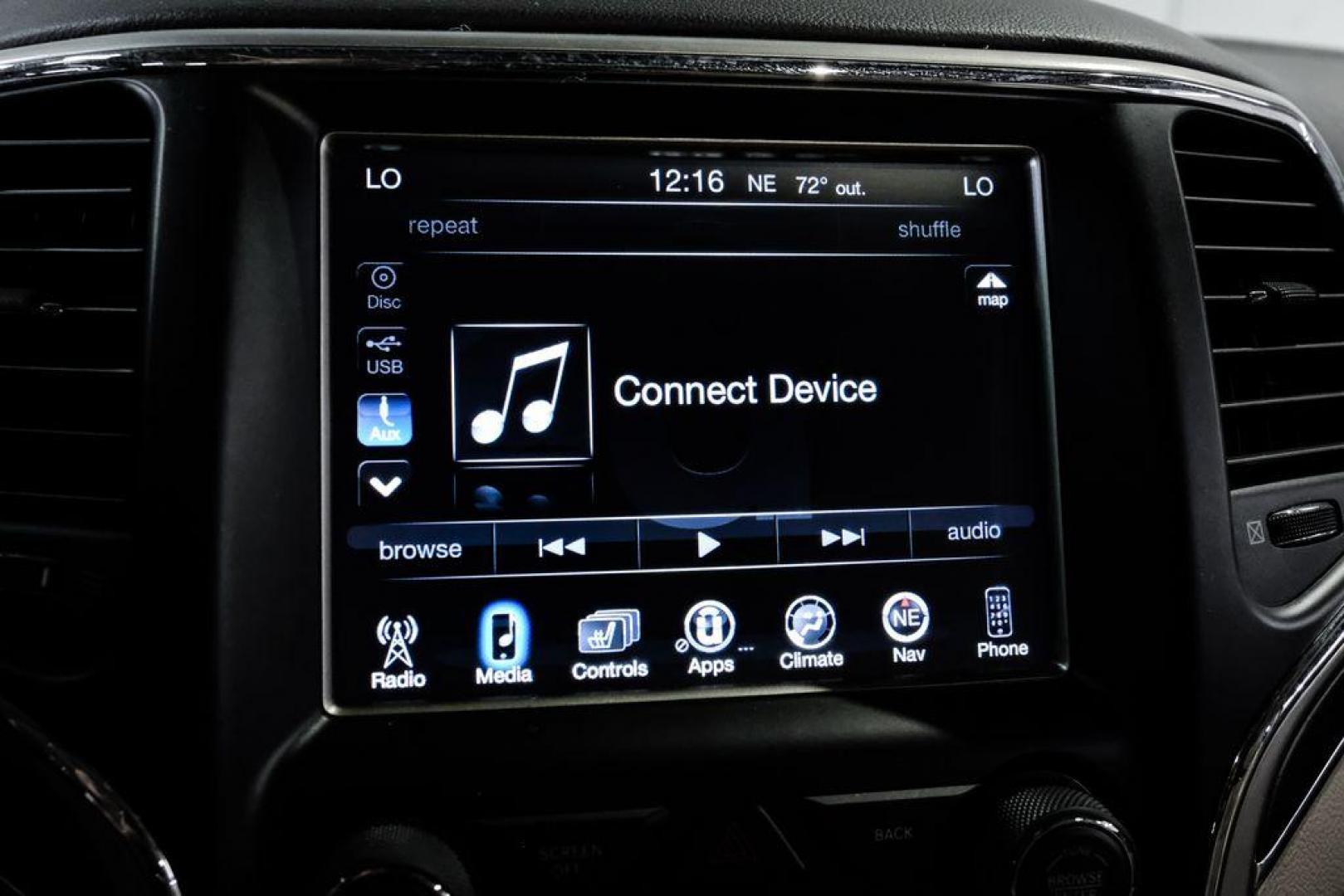 2015 Cashmere Pearlcoat /Light Frost/Brown Jeep Grand Cherokee Overland (1C4RJFCT5FC) with an 5.7L V8 Multi Displacement VVT engine, Automatic transmission, located at 15300 Midway Rd., Addison, TX, 75001, (972) 702-0011, 32.958321, -96.838074 - Photo#31