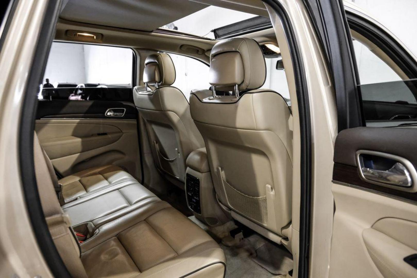 2015 Cashmere Pearlcoat /Light Frost/Brown Jeep Grand Cherokee Overland (1C4RJFCT5FC) with an 5.7L V8 Multi Displacement VVT engine, Automatic transmission, located at 15300 Midway Rd., Addison, TX, 75001, (972) 702-0011, 32.958321, -96.838074 - Photo#43