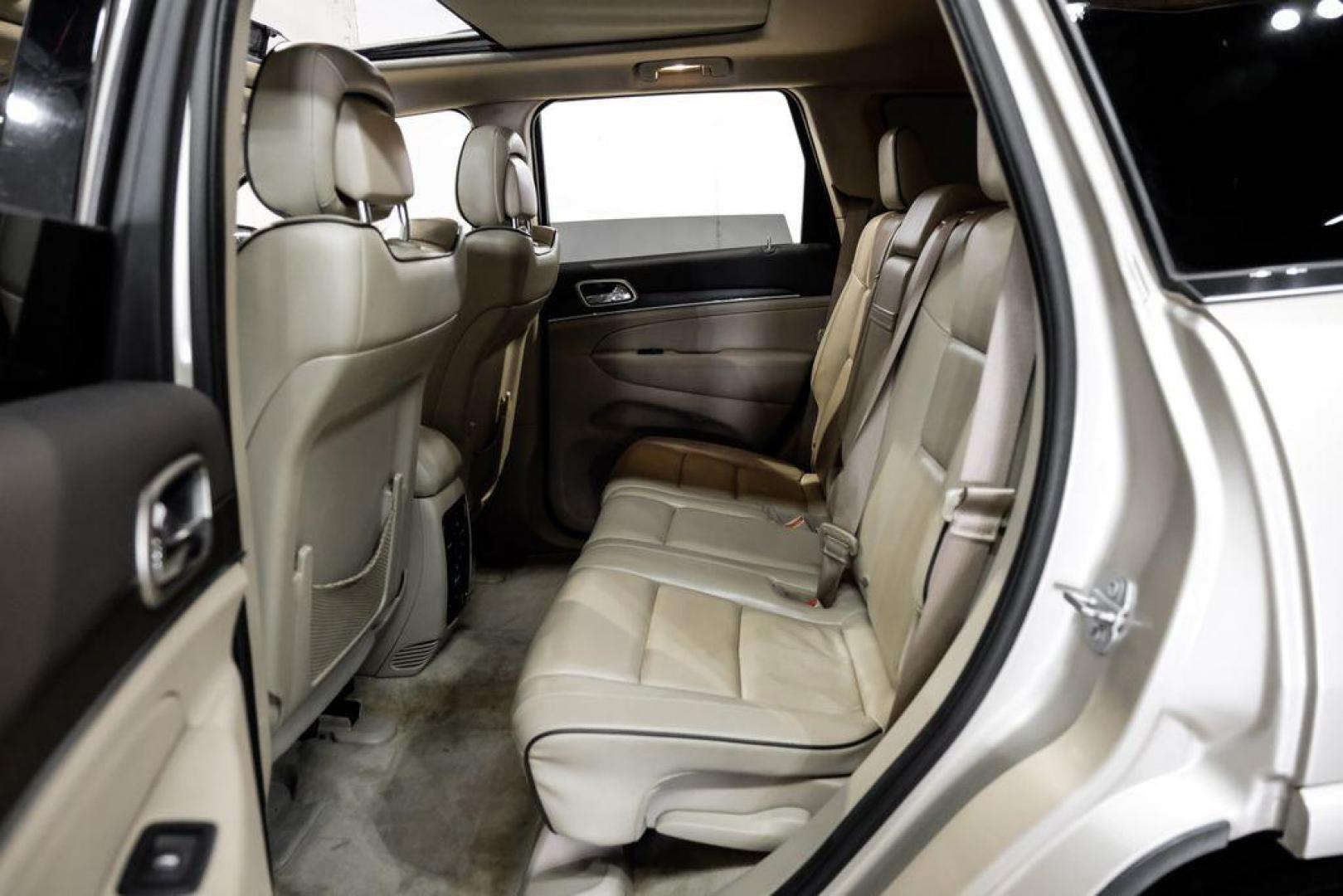 2015 Cashmere Pearlcoat /Light Frost/Brown Jeep Grand Cherokee Overland (1C4RJFCT5FC) with an 5.7L V8 Multi Displacement VVT engine, Automatic transmission, located at 15300 Midway Rd., Addison, TX, 75001, (972) 702-0011, 32.958321, -96.838074 - Photo#45