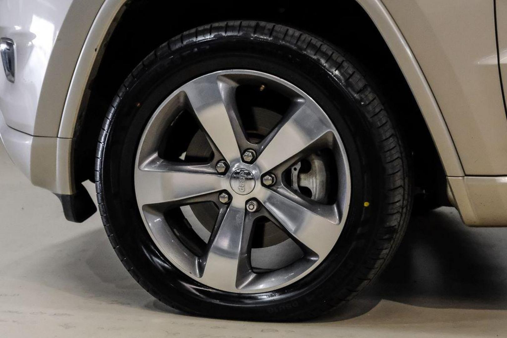 2015 Cashmere Pearlcoat /Light Frost/Brown Jeep Grand Cherokee Overland (1C4RJFCT5FC) with an 5.7L V8 Multi Displacement VVT engine, Automatic transmission, located at 15300 Midway Rd., Addison, TX, 75001, (972) 702-0011, 32.958321, -96.838074 - Photo#60