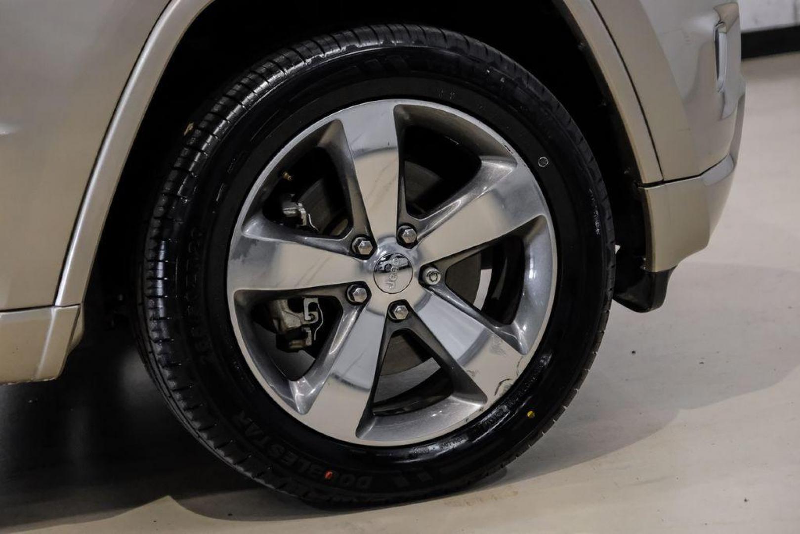 2015 Cashmere Pearlcoat /Light Frost/Brown Jeep Grand Cherokee Overland (1C4RJFCT5FC) with an 5.7L V8 Multi Displacement VVT engine, Automatic transmission, located at 15300 Midway Rd., Addison, TX, 75001, (972) 702-0011, 32.958321, -96.838074 - Photo#62