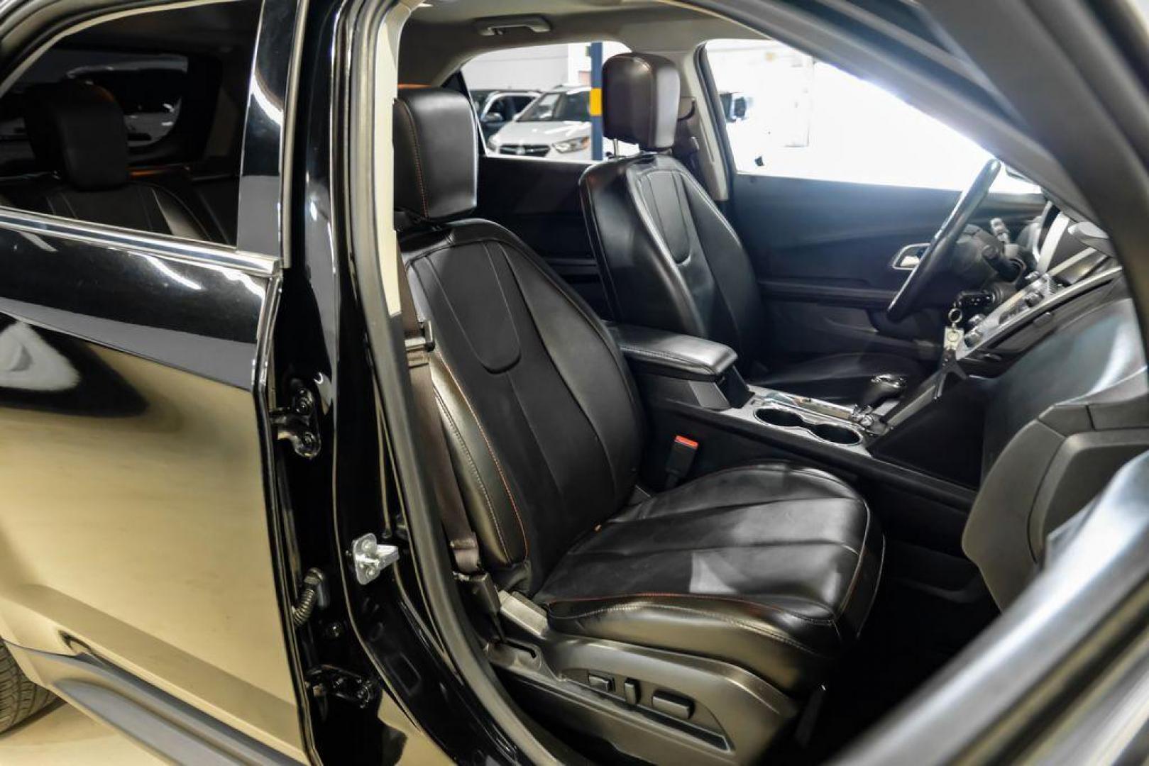 2017 Black Metallic /Jet Black Chevrolet Equinox Premier (2GNALDEK3H1) with an 2.4L 4-Cylinder SIDI DOHC VVT engine, Automatic transmission, located at 15300 Midway Rd., Addison, TX, 75001, (972) 702-0011, 32.958321, -96.838074 - Photo#30