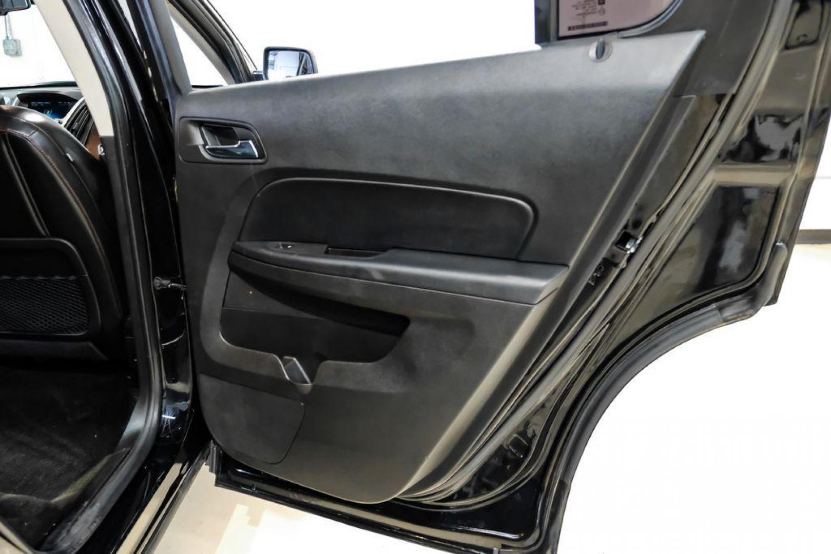 2017 Black Metallic /Jet Black Chevrolet Equinox Premier (2GNALDEK3H1) with an 2.4L 4-Cylinder SIDI DOHC VVT engine, Automatic transmission, located at 15300 Midway Rd., Addison, TX, 75001, (972) 702-0011, 32.958321, -96.838074 - Photo#41