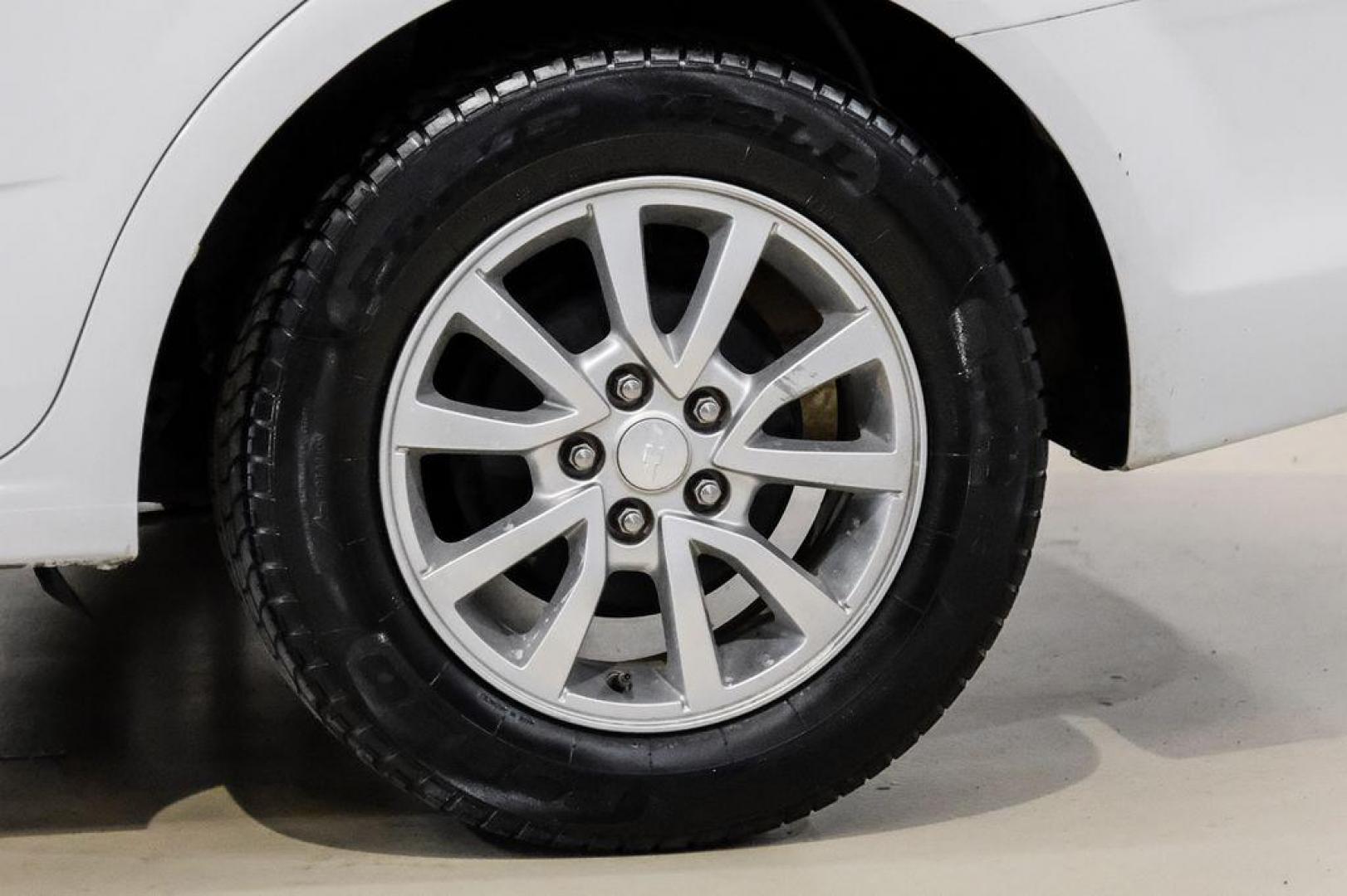 2019 Summit White /Jet Black/Dark Titanium Chevrolet Sonic LT (1G1JD5SB7K4) with an I4 engine, Automatic transmission, located at 15300 Midway Rd., Addison, TX, 75001, (972) 702-0011, 32.958321, -96.838074 - Photo#51