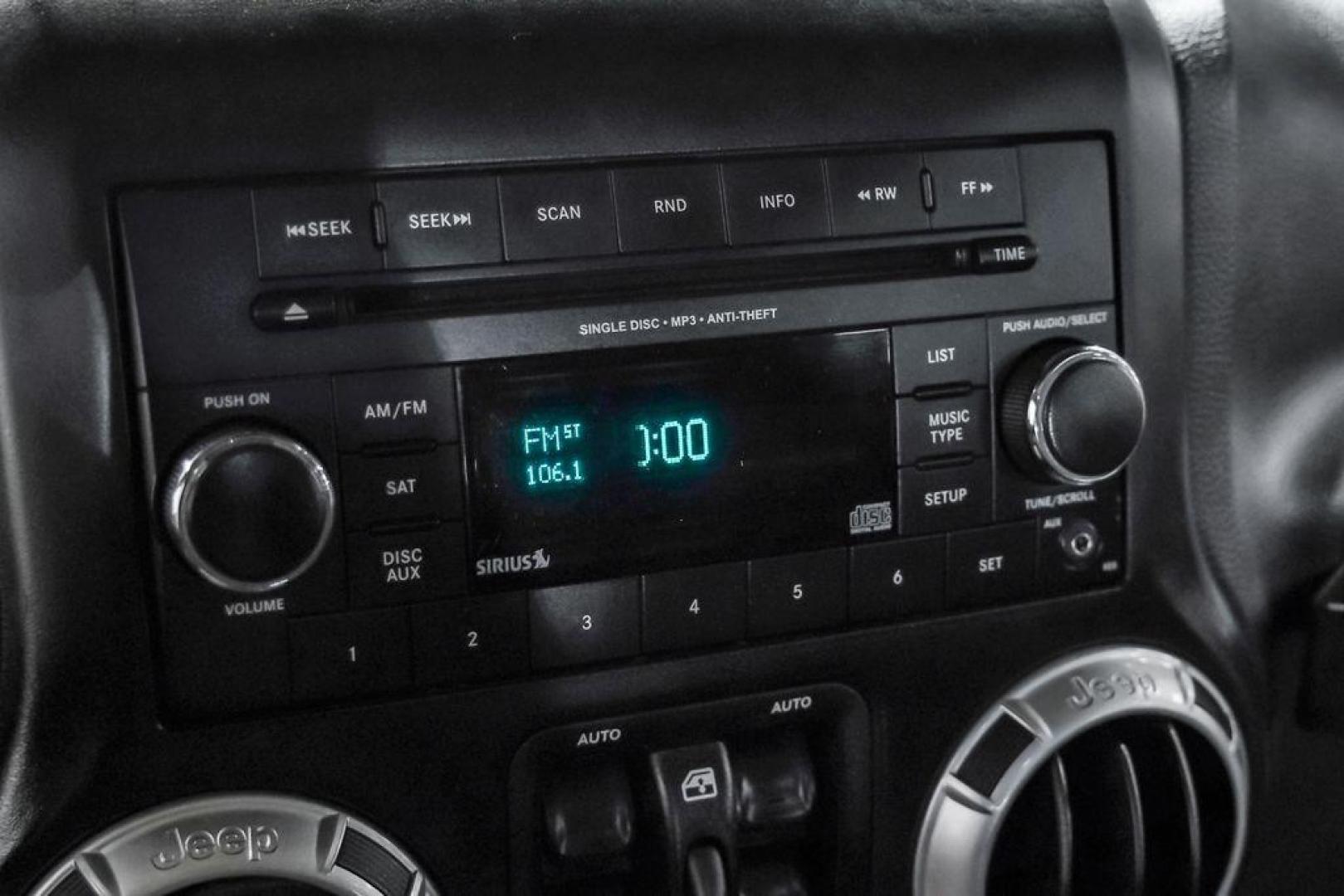 2013 Billet Metallic Clearcoat /Black Interior Jeep Wrangler Unlimited Sahara (1C4BJWEG8DL) with an 3.6L V6 24V VVT engine, Automatic transmission, located at 15300 Midway Rd., Addison, TX, 75001, (972) 702-0011, 32.958321, -96.838074 - Photo#27