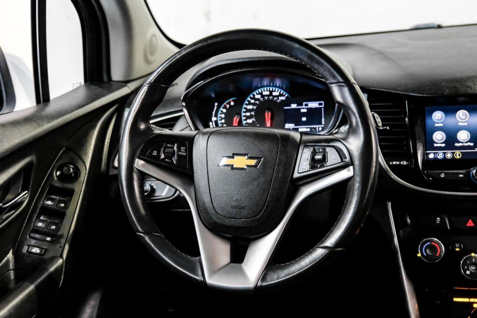 2020 Summit White /Jet Black Chevrolet Trax LT (KL7CJLSB6LB) with an ECOTEC 1.4L I4 SMPI DOHC Turbocharged VVT engine, Automatic transmission, located at 15300 Midway Rd., Addison, TX, 75001, (972) 702-0011, 32.958321, -96.838074 - Photo#16