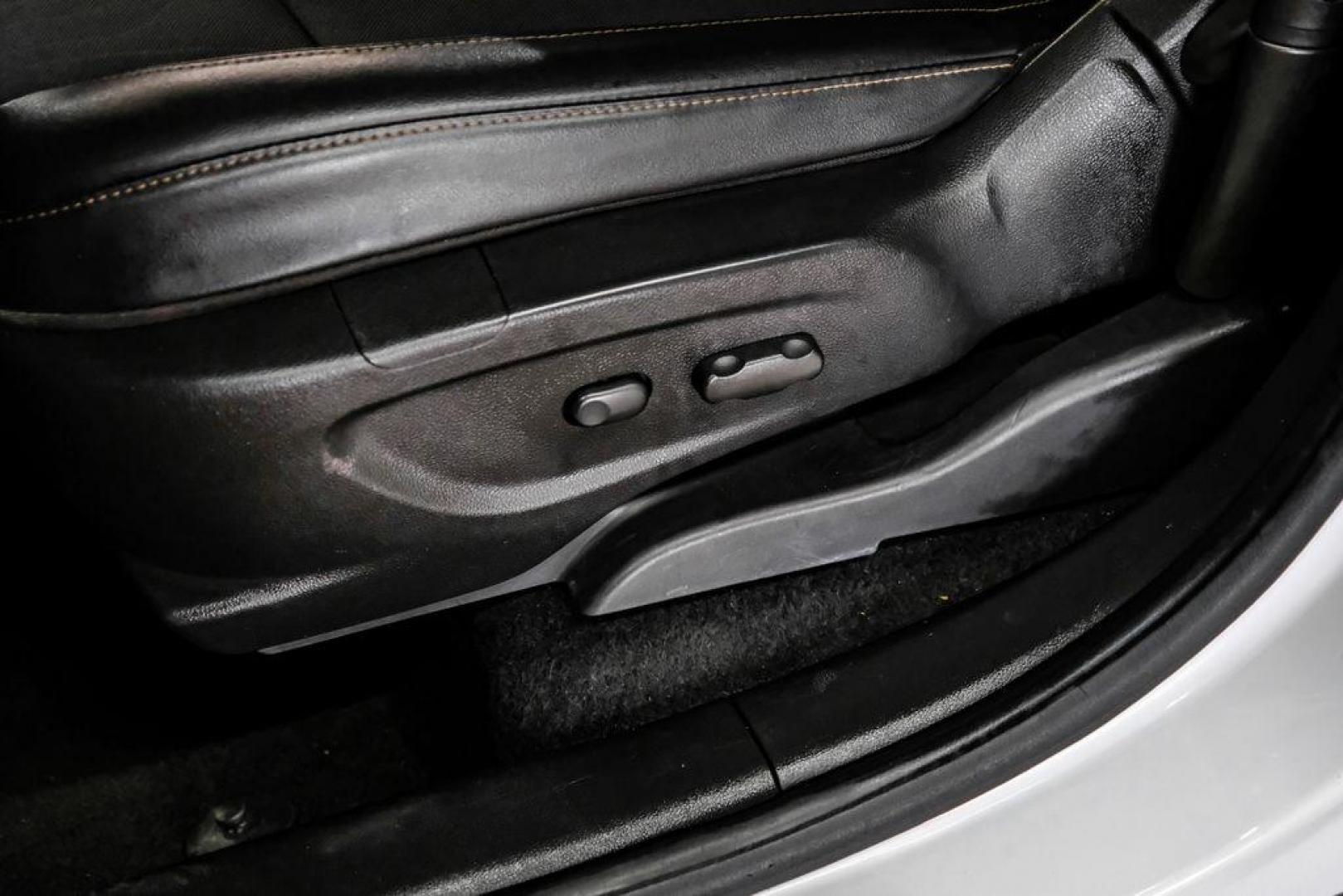 2020 Summit White /Jet Black Chevrolet Trax LT (KL7CJLSB6LB) with an ECOTEC 1.4L I4 SMPI DOHC Turbocharged VVT engine, Automatic transmission, located at 15300 Midway Rd., Addison, TX, 75001, (972) 702-0011, 32.958321, -96.838074 - Photo#30