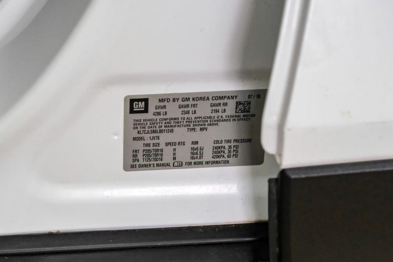 2020 Summit White /Jet Black Chevrolet Trax LT (KL7CJLSB6LB) with an ECOTEC 1.4L I4 SMPI DOHC Turbocharged VVT engine, Automatic transmission, located at 15300 Midway Rd., Addison, TX, 75001, (972) 702-0011, 32.958321, -96.838074 - Photo#55