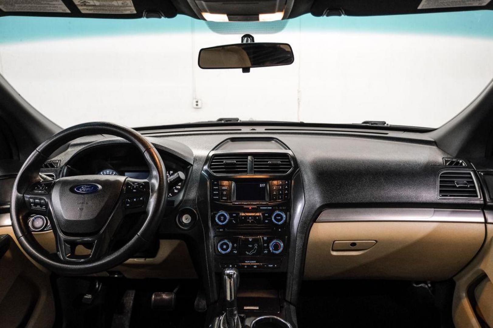 2017 Shadow Black /Medium Light Camel Ford Explorer Base (1FM5K7B81HG) with an 3.5L 6-Cylinder SMPI DOHC engine, Automatic transmission, located at 15300 Midway Rd., Addison, TX, 75001, (972) 702-0011, 32.958321, -96.838074 - Photo#12