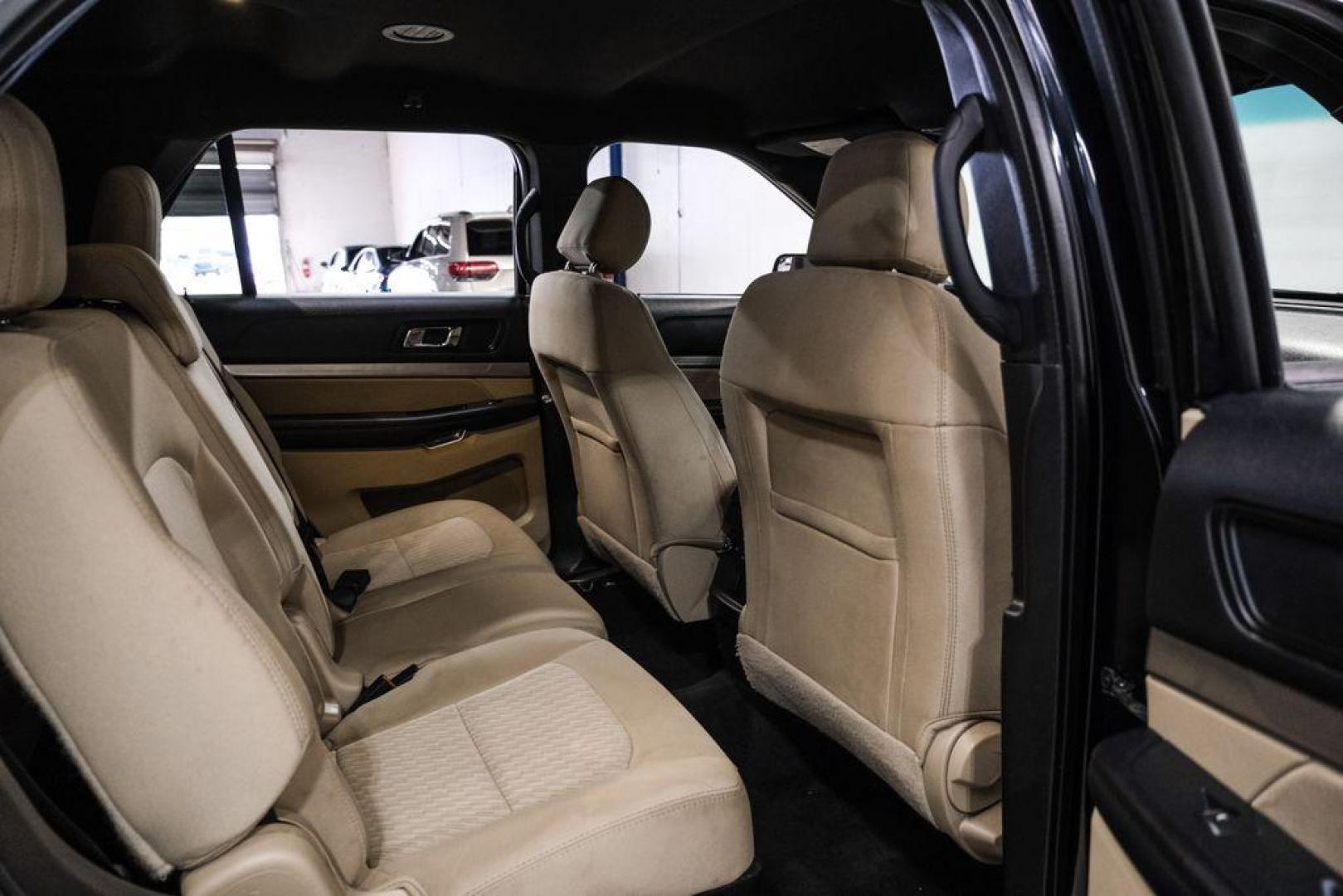 2017 Shadow Black /Medium Light Camel Ford Explorer Base (1FM5K7B81HG) with an 3.5L 6-Cylinder SMPI DOHC engine, Automatic transmission, located at 15300 Midway Rd., Addison, TX, 75001, (972) 702-0011, 32.958321, -96.838074 - Photo#34