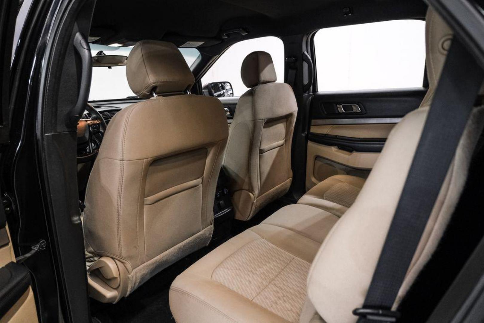 2017 Shadow Black /Medium Light Camel Ford Explorer Base (1FM5K7B81HG) with an 3.5L 6-Cylinder SMPI DOHC engine, Automatic transmission, located at 15300 Midway Rd., Addison, TX, 75001, (972) 702-0011, 32.958321, -96.838074 - Photo#35