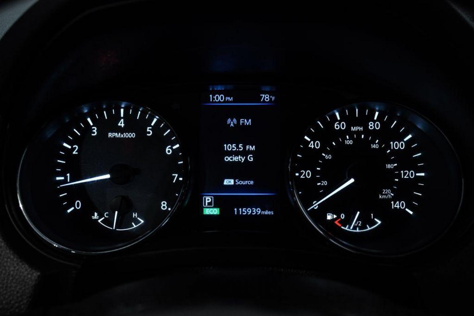 2018 Gun Metallic /Charcoal Nissan Rogue SL (JN8AT2MV9JW) with an 2.5L I4 DOHC 16V engine, CVT transmission, located at 15300 Midway Rd., Addison, TX, 75001, (972) 702-0011, 32.958321, -96.838074 - Photo#23