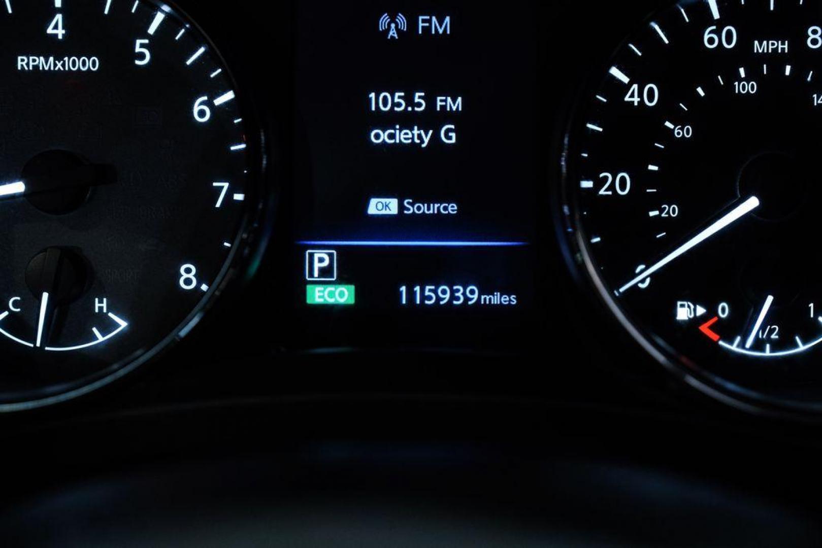 2018 Gun Metallic /Charcoal Nissan Rogue SL (JN8AT2MV9JW) with an 2.5L I4 DOHC 16V engine, CVT transmission, located at 15300 Midway Rd., Addison, TX, 75001, (972) 702-0011, 32.958321, -96.838074 - Photo#24