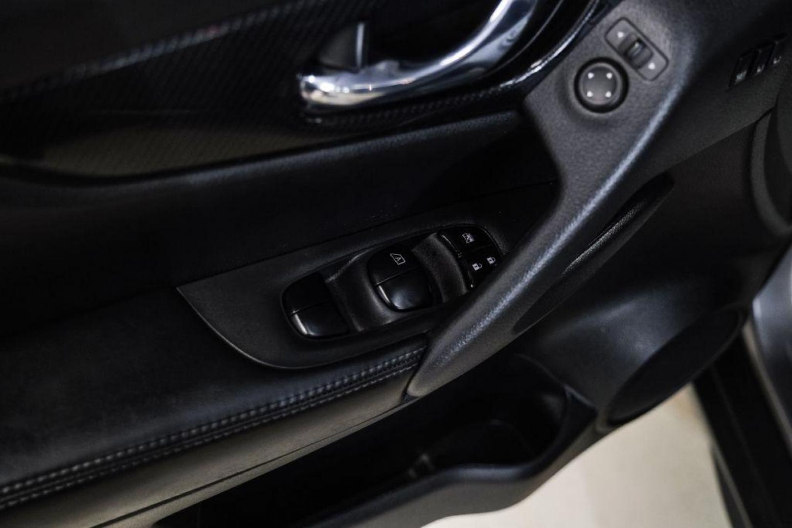 2018 Gun Metallic /Charcoal Nissan Rogue SL (JN8AT2MV9JW) with an 2.5L I4 DOHC 16V engine, CVT transmission, located at 15300 Midway Rd., Addison, TX, 75001, (972) 702-0011, 32.958321, -96.838074 - Photo#45