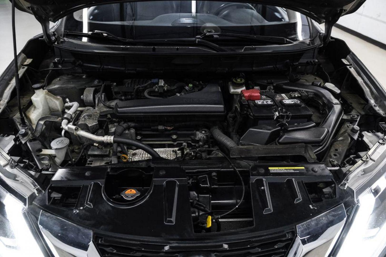 2018 Gun Metallic /Charcoal Nissan Rogue SL (JN8AT2MV9JW) with an 2.5L I4 DOHC 16V engine, CVT transmission, located at 15300 Midway Rd., Addison, TX, 75001, (972) 702-0011, 32.958321, -96.838074 - Photo#52