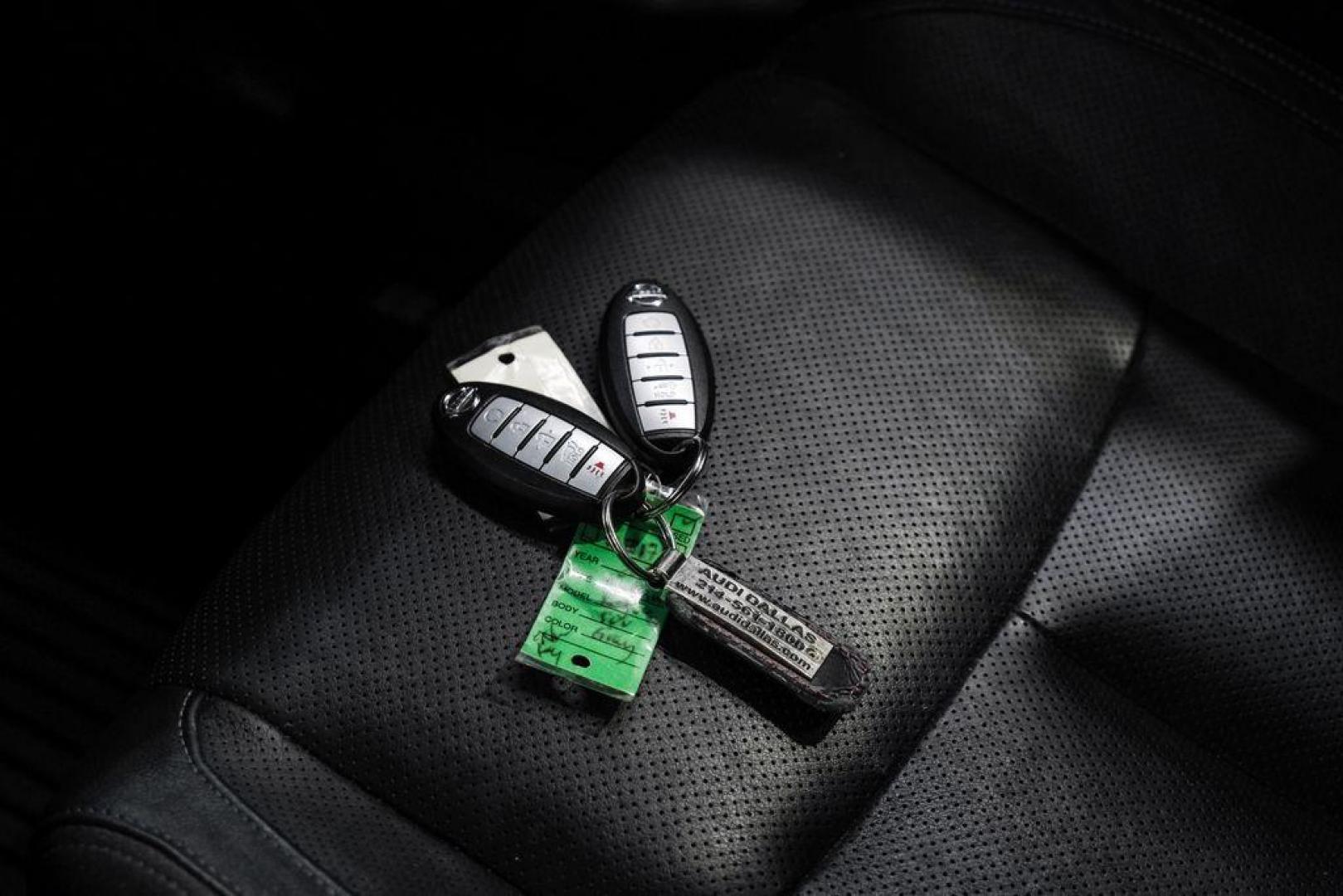 2018 Gun Metallic /Charcoal Nissan Rogue SL (JN8AT2MV9JW) with an 2.5L I4 DOHC 16V engine, CVT transmission, located at 15300 Midway Rd., Addison, TX, 75001, (972) 702-0011, 32.958321, -96.838074 - Photo#61