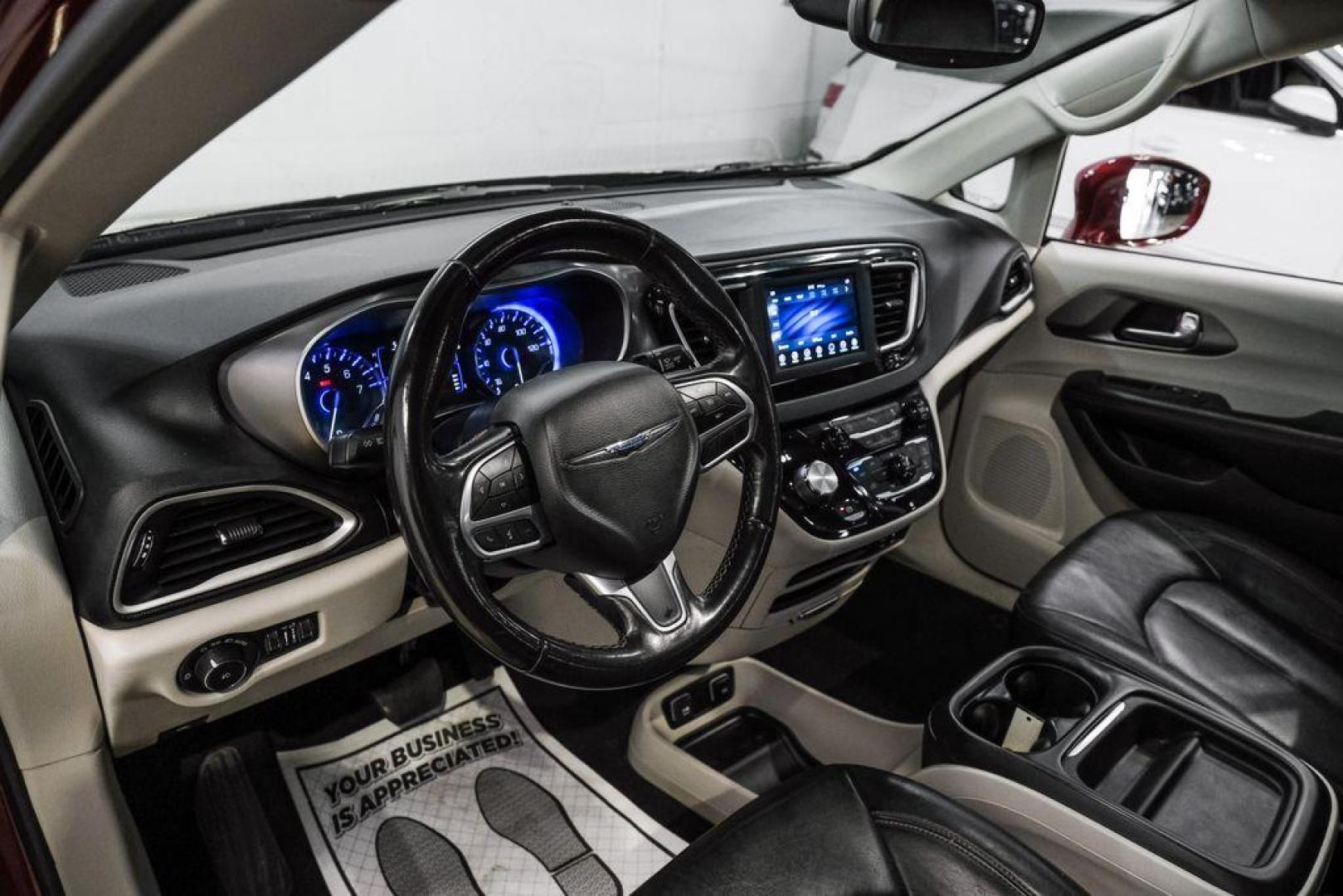 2020 Velvet /Black/Alloy Chrysler Pacifica Touring L (2C4RC1BG8LR) with an 3.6L V6 24V VVT engine, Automatic transmission, located at 15300 Midway Rd., Addison, TX, 75001, (972) 702-0011, 32.958321, -96.838074 - Photo#2