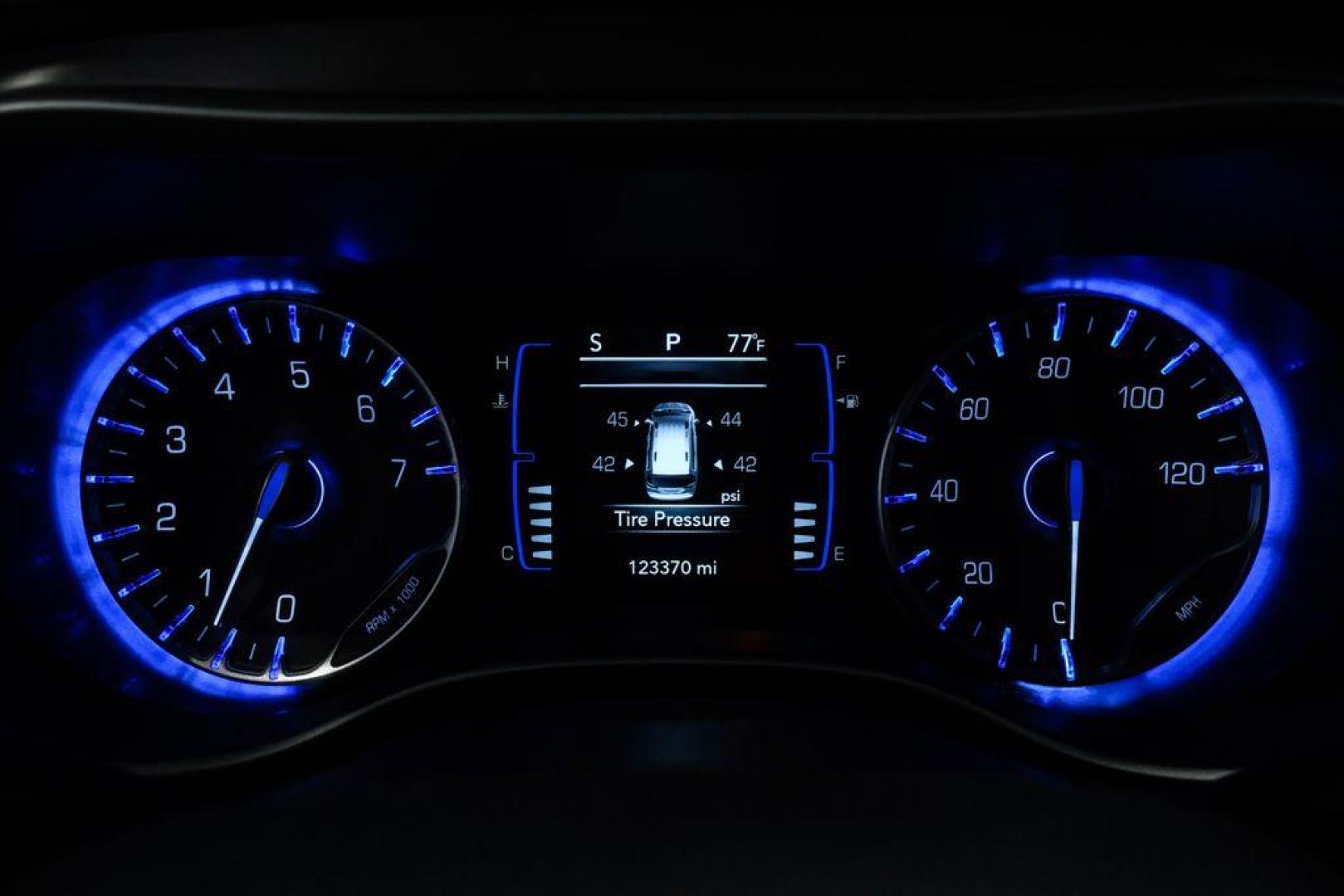 2020 Velvet /Black/Alloy Chrysler Pacifica Touring L (2C4RC1BG8LR) with an 3.6L V6 24V VVT engine, Automatic transmission, located at 15300 Midway Rd., Addison, TX, 75001, (972) 702-0011, 32.958321, -96.838074 - Photo#23