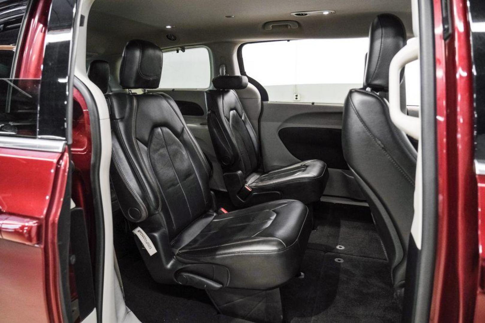 2020 Velvet /Black/Alloy Chrysler Pacifica Touring L (2C4RC1BG8LR) with an 3.6L V6 24V VVT engine, Automatic transmission, located at 15300 Midway Rd., Addison, TX, 75001, (972) 702-0011, 32.958321, -96.838074 - Photo#36