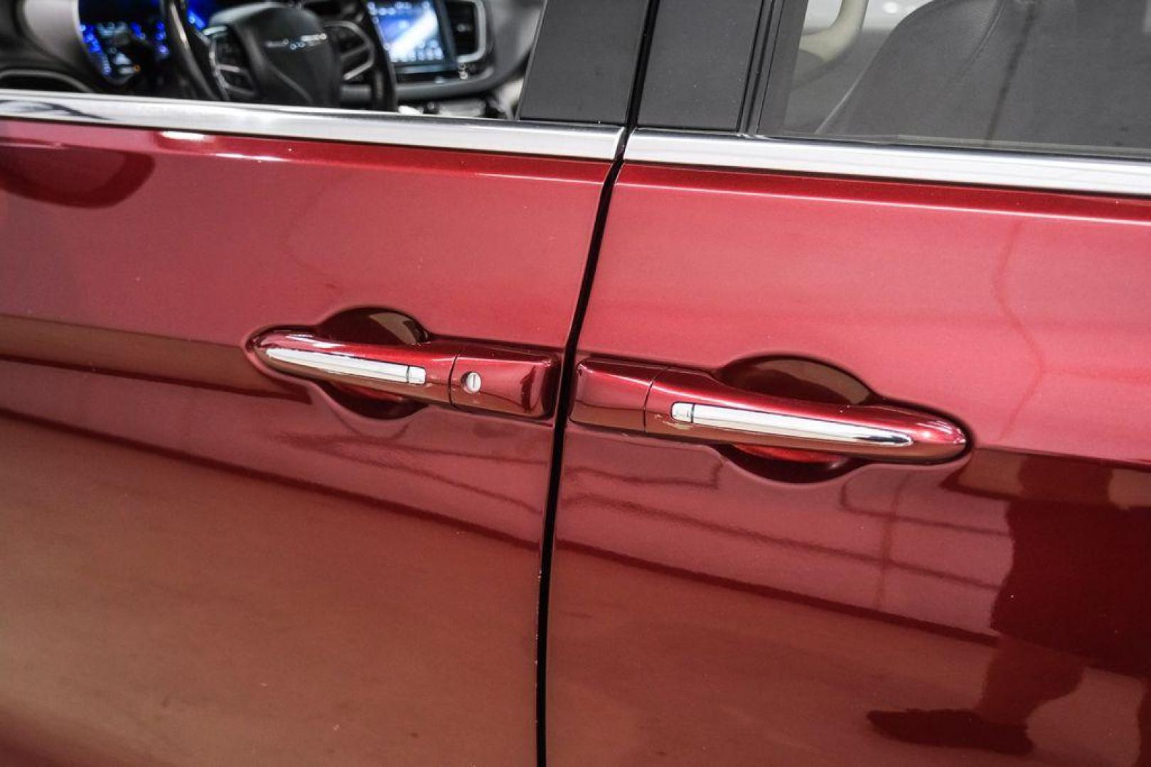 2020 Velvet /Black/Alloy Chrysler Pacifica Touring L (2C4RC1BG8LR) with an 3.6L V6 24V VVT engine, Automatic transmission, located at 15300 Midway Rd., Addison, TX, 75001, (972) 702-0011, 32.958321, -96.838074 - Photo#41