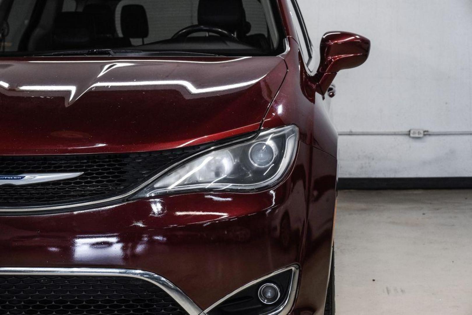 2020 Velvet /Black/Alloy Chrysler Pacifica Touring L (2C4RC1BG8LR) with an 3.6L V6 24V VVT engine, Automatic transmission, located at 15300 Midway Rd., Addison, TX, 75001, (972) 702-0011, 32.958321, -96.838074 - Photo#47