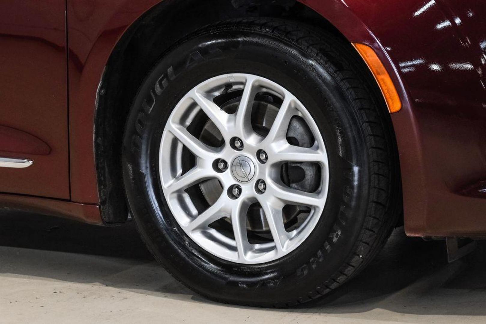 2020 Velvet /Black/Alloy Chrysler Pacifica Touring L (2C4RC1BG8LR) with an 3.6L V6 24V VVT engine, Automatic transmission, located at 15300 Midway Rd., Addison, TX, 75001, (972) 702-0011, 32.958321, -96.838074 - Photo#57