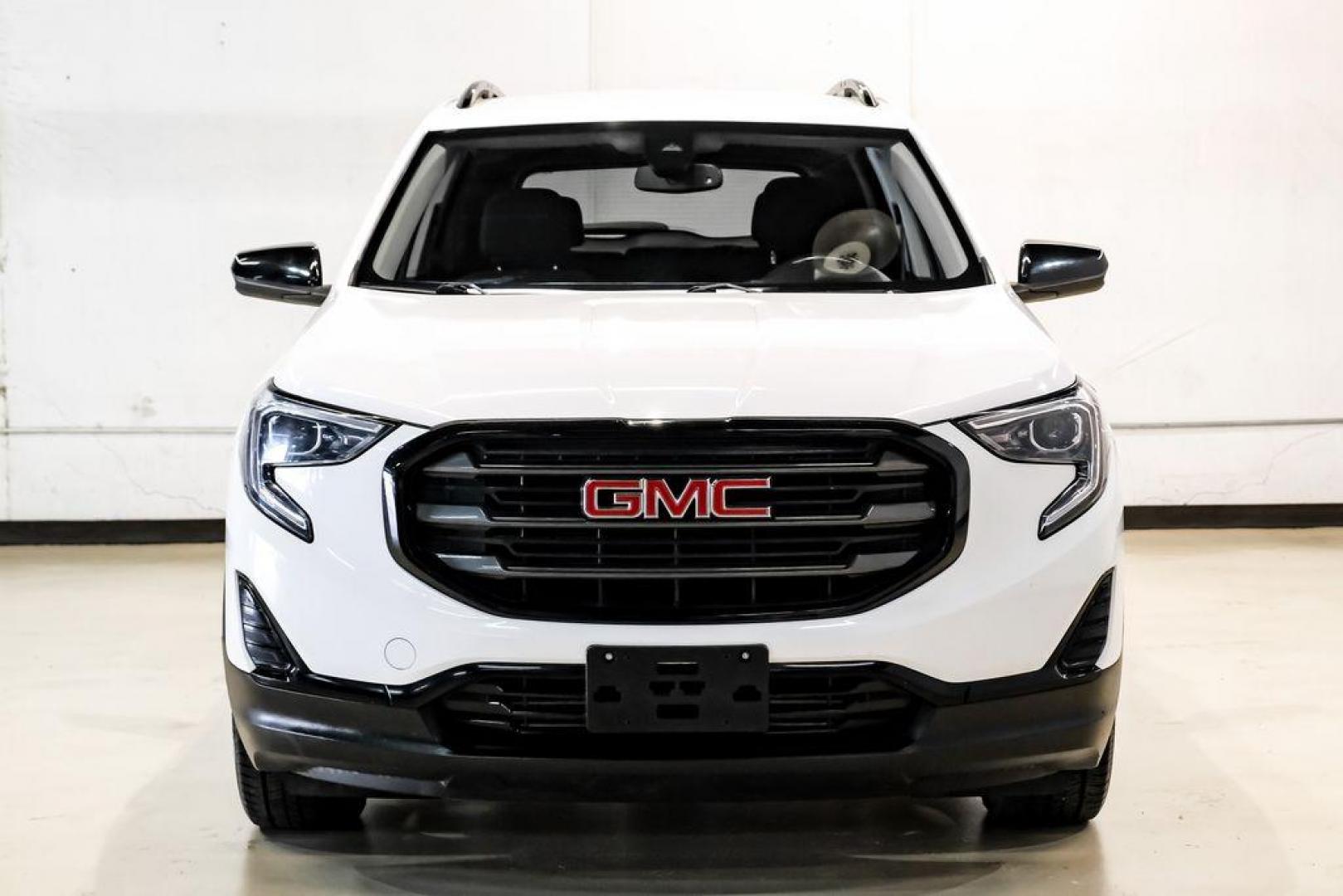2020 Summit White /Jet Black GMC Terrain SLE (3GKALMEVXLL) with an 1.5L DOHC engine, Automatic transmission, located at 15300 Midway Rd., Addison, TX, 75001, (972) 702-0011, 32.958321, -96.838074 - Photo#3