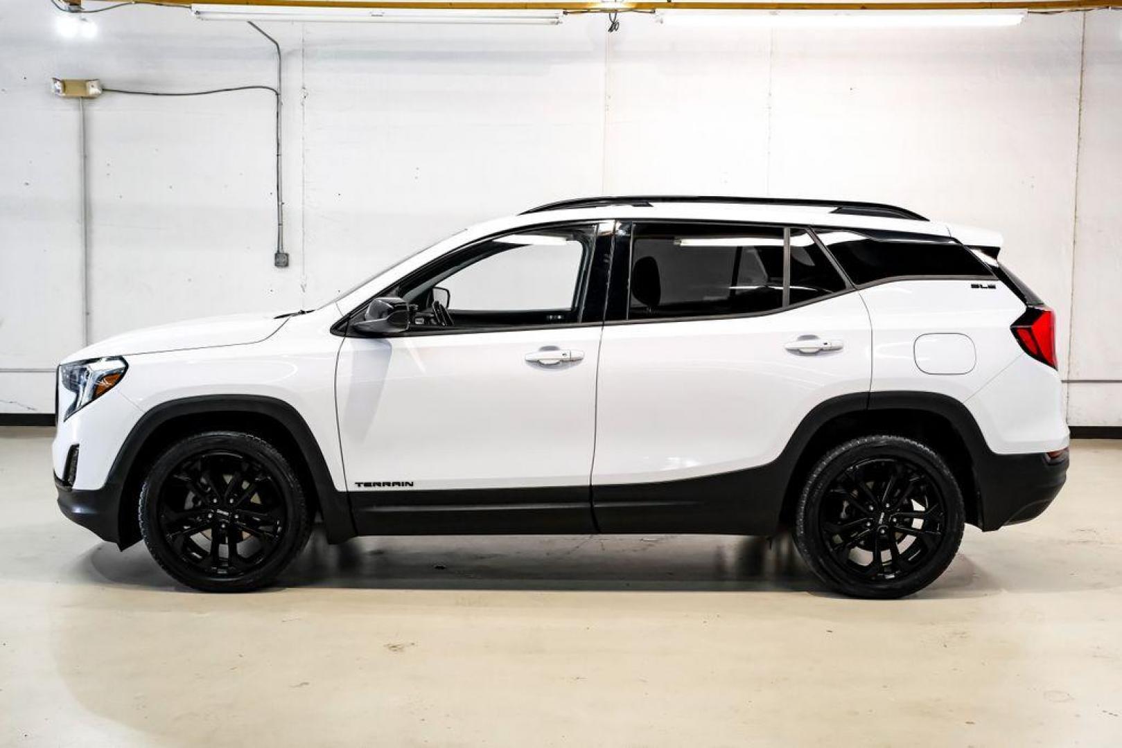 2020 Summit White /Jet Black GMC Terrain SLE (3GKALMEVXLL) with an 1.5L DOHC engine, Automatic transmission, located at 15300 Midway Rd., Addison, TX, 75001, (972) 702-0011, 32.958321, -96.838074 - Photo#9