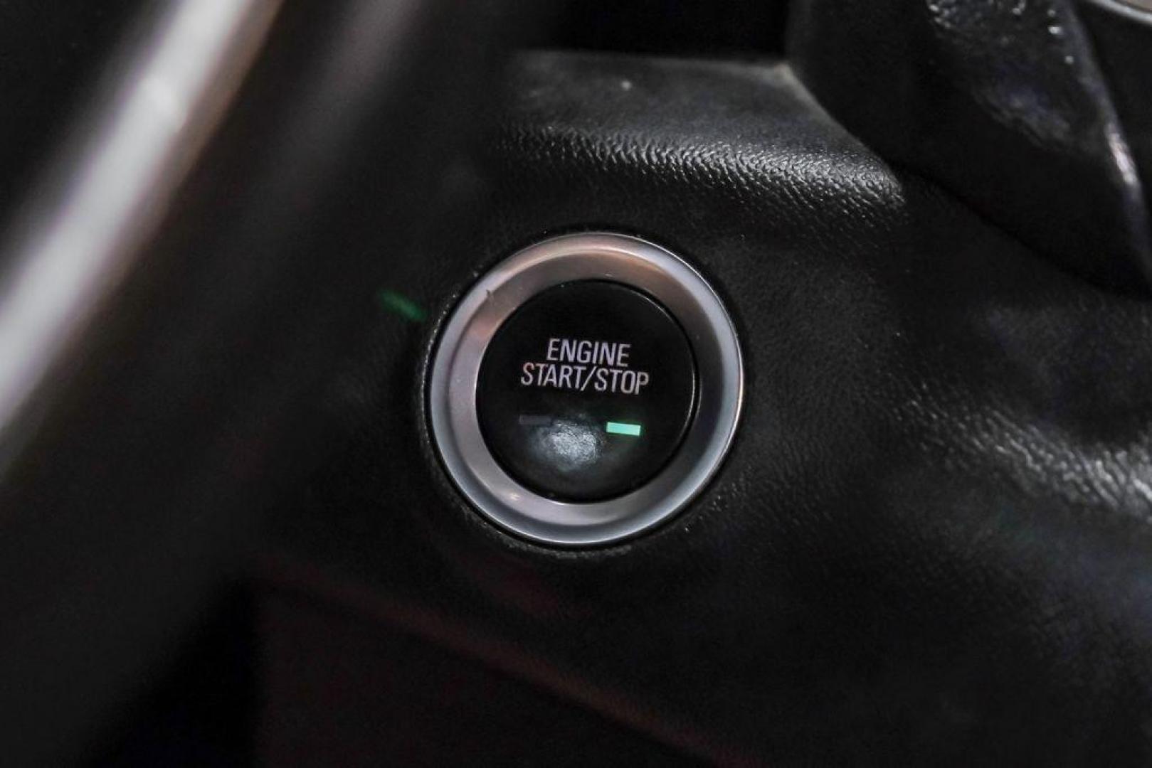 2020 Summit White /Jet Black GMC Terrain SLE (3GKALMEVXLL) with an 1.5L DOHC engine, Automatic transmission, located at 15300 Midway Rd., Addison, TX, 75001, (972) 702-0011, 32.958321, -96.838074 - Photo#20