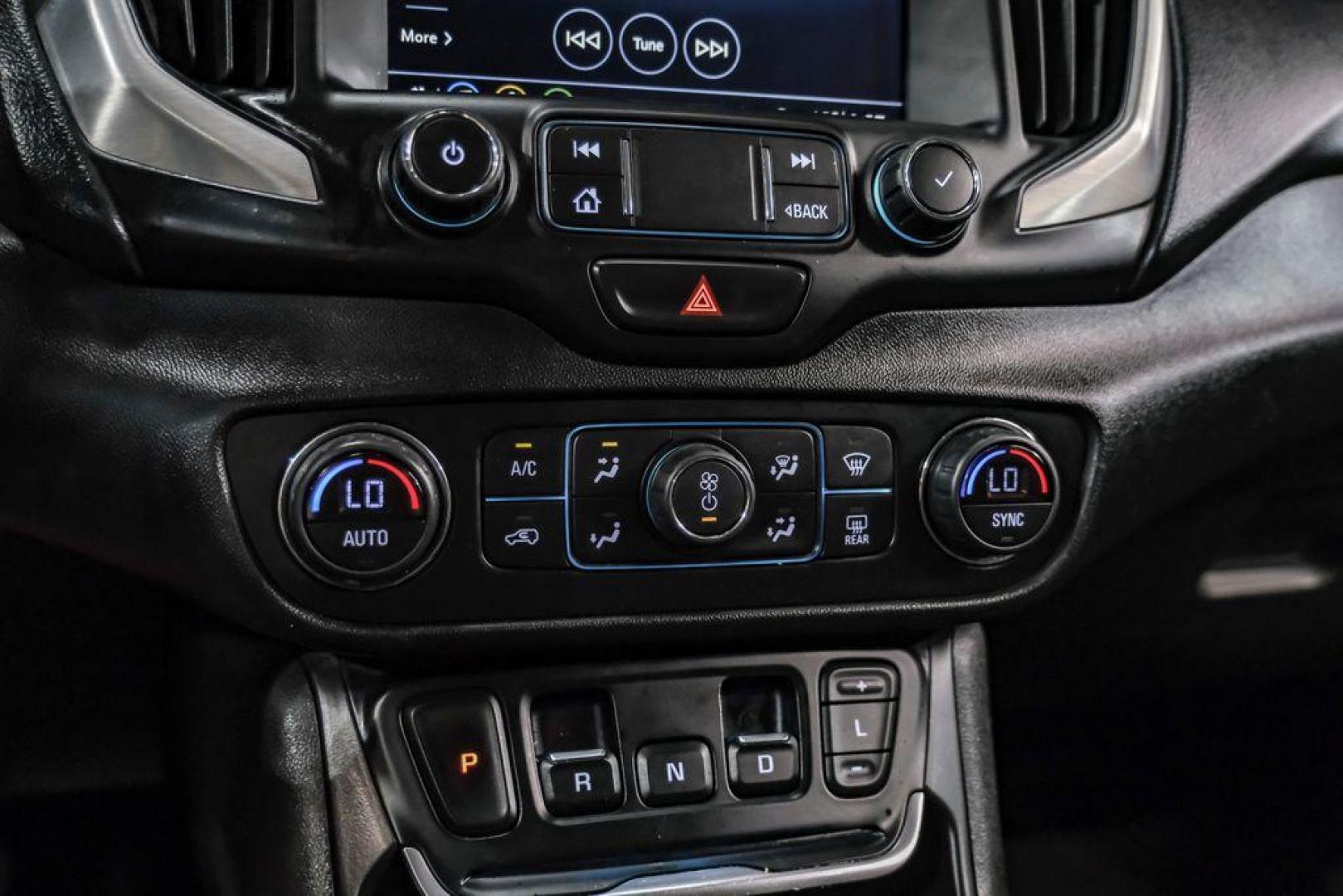 2020 Summit White /Jet Black GMC Terrain SLE (3GKALMEVXLL) with an 1.5L DOHC engine, Automatic transmission, located at 15300 Midway Rd., Addison, TX, 75001, (972) 702-0011, 32.958321, -96.838074 - Photo#27