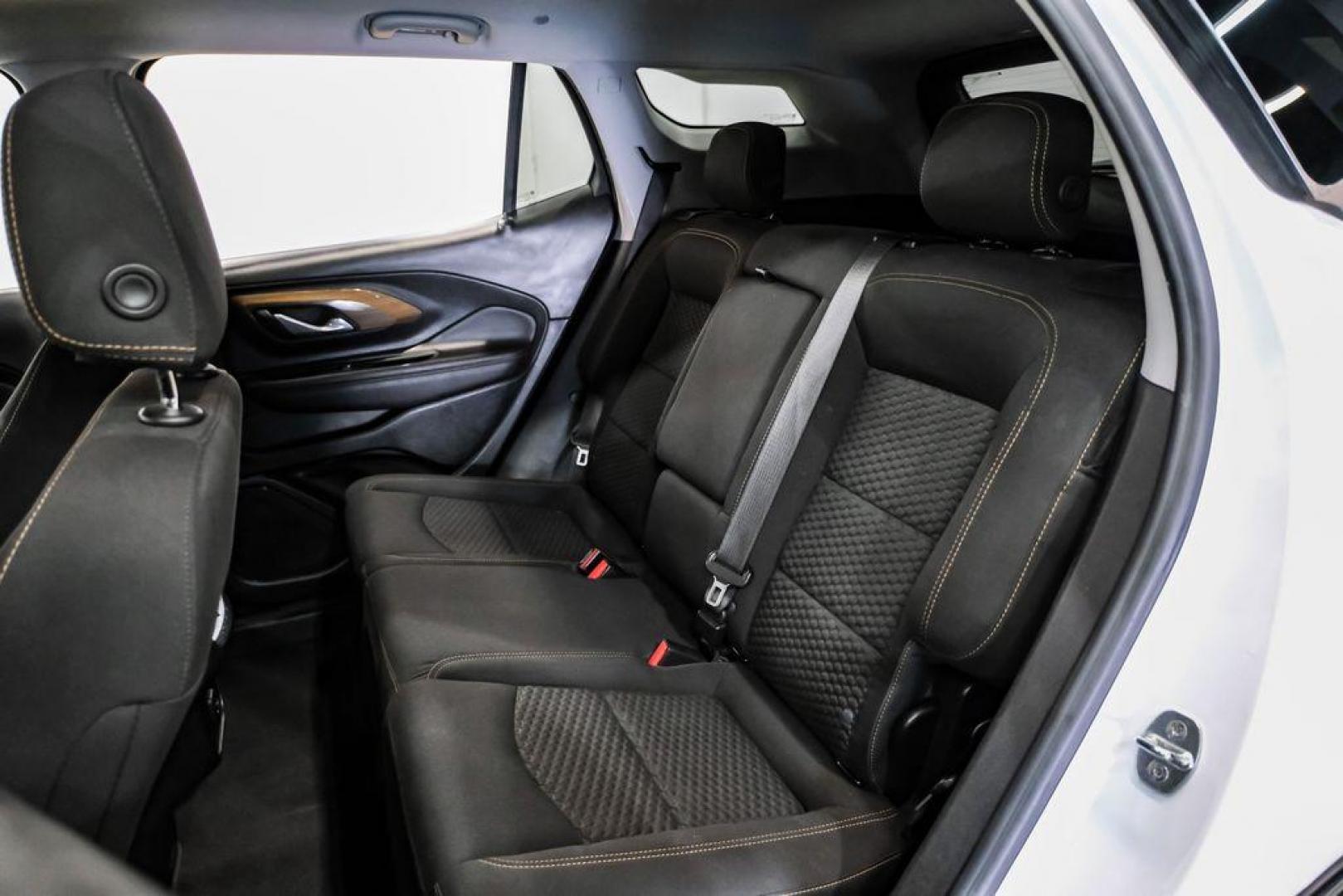 2020 Summit White /Jet Black GMC Terrain SLE (3GKALMEVXLL) with an 1.5L DOHC engine, Automatic transmission, located at 15300 Midway Rd., Addison, TX, 75001, (972) 702-0011, 32.958321, -96.838074 - Photo#39