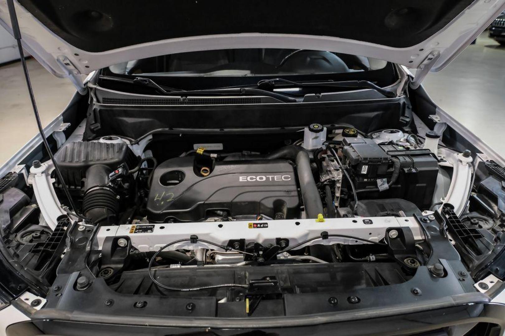 2020 Summit White /Jet Black GMC Terrain SLE (3GKALMEVXLL) with an 1.5L DOHC engine, Automatic transmission, located at 15300 Midway Rd., Addison, TX, 75001, (972) 702-0011, 32.958321, -96.838074 - Photo#50